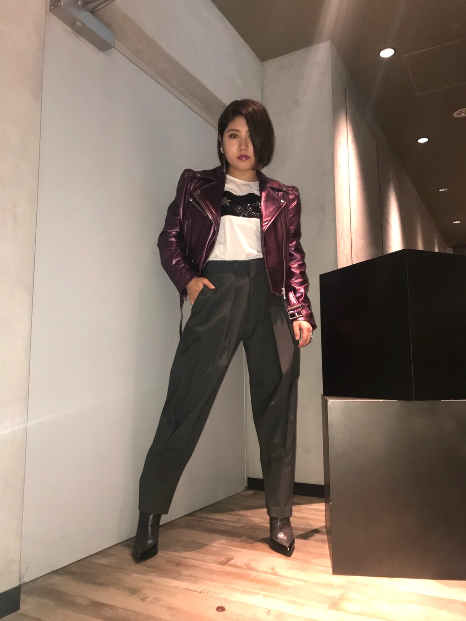 DIESELのライダースジャケット（ピンク系）を使った人気ファッション 