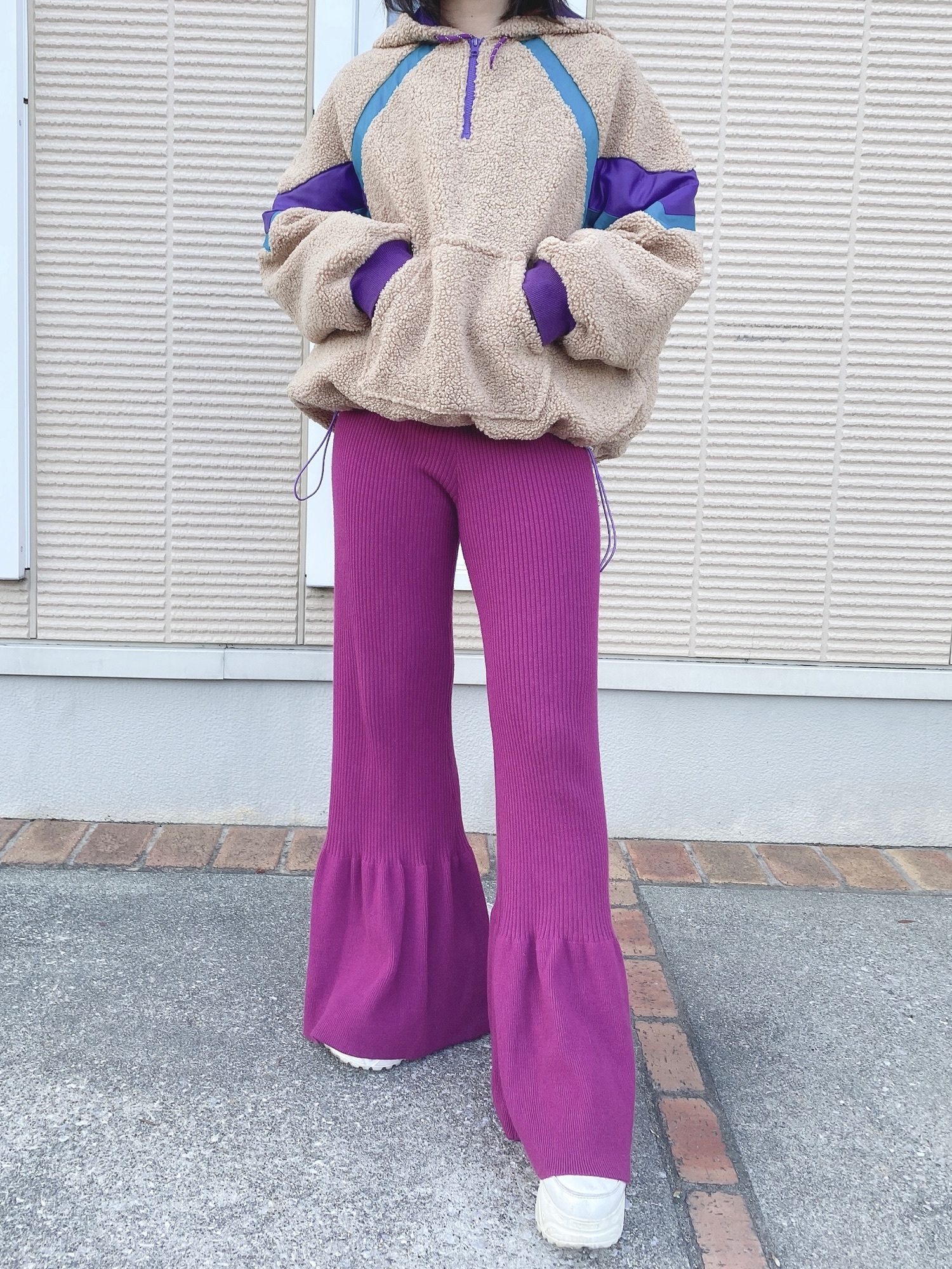新品未使用タグ付きwho's who galleryボアアノラックBIGパーカー WHO'S WHO gallery - 新品未使用タグ付きwho's who galleryボア
