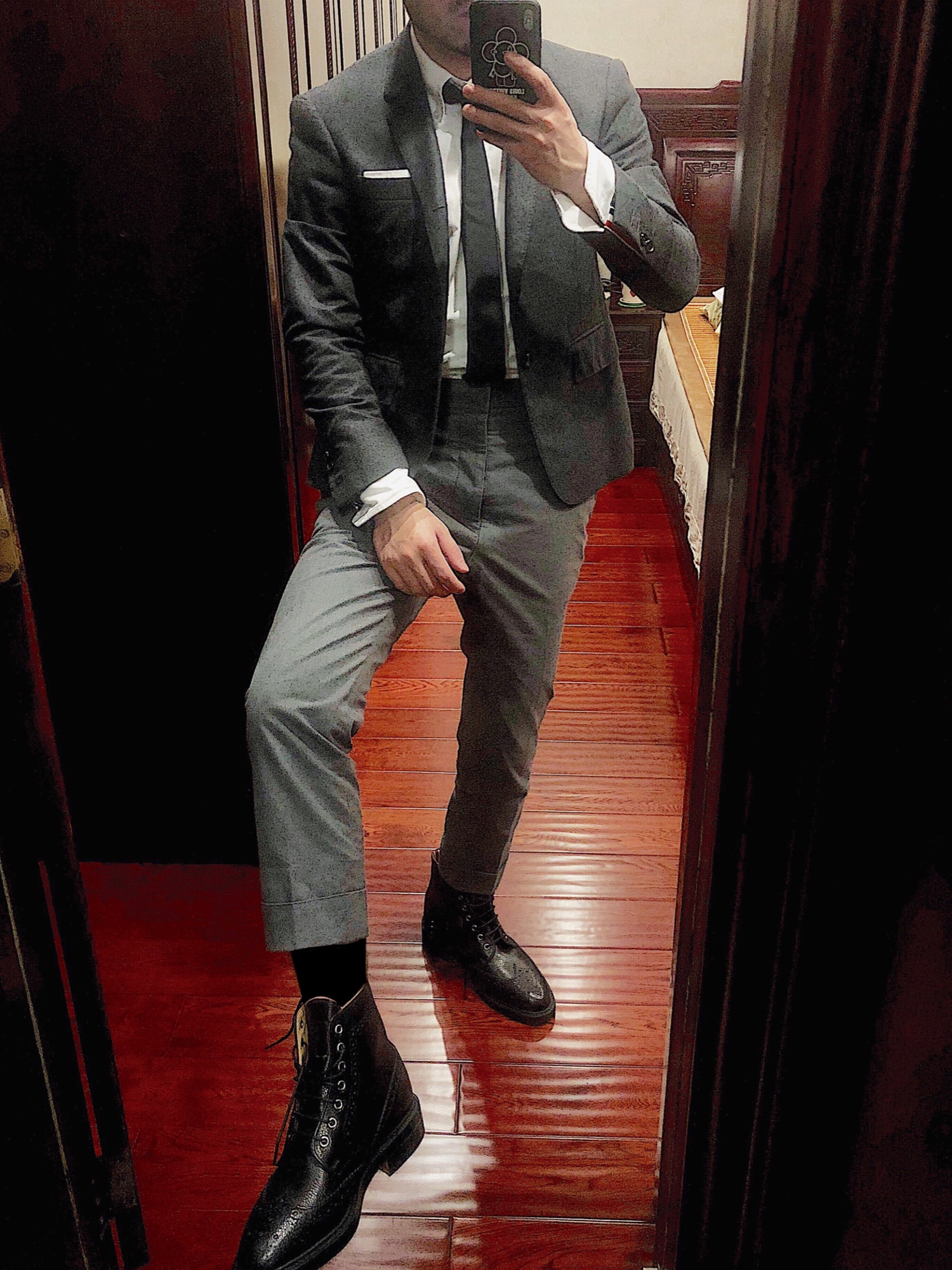 THOM BROWNE スーツパンツ　ダークグレー THOM BROWNE スーツパンツダークグレー