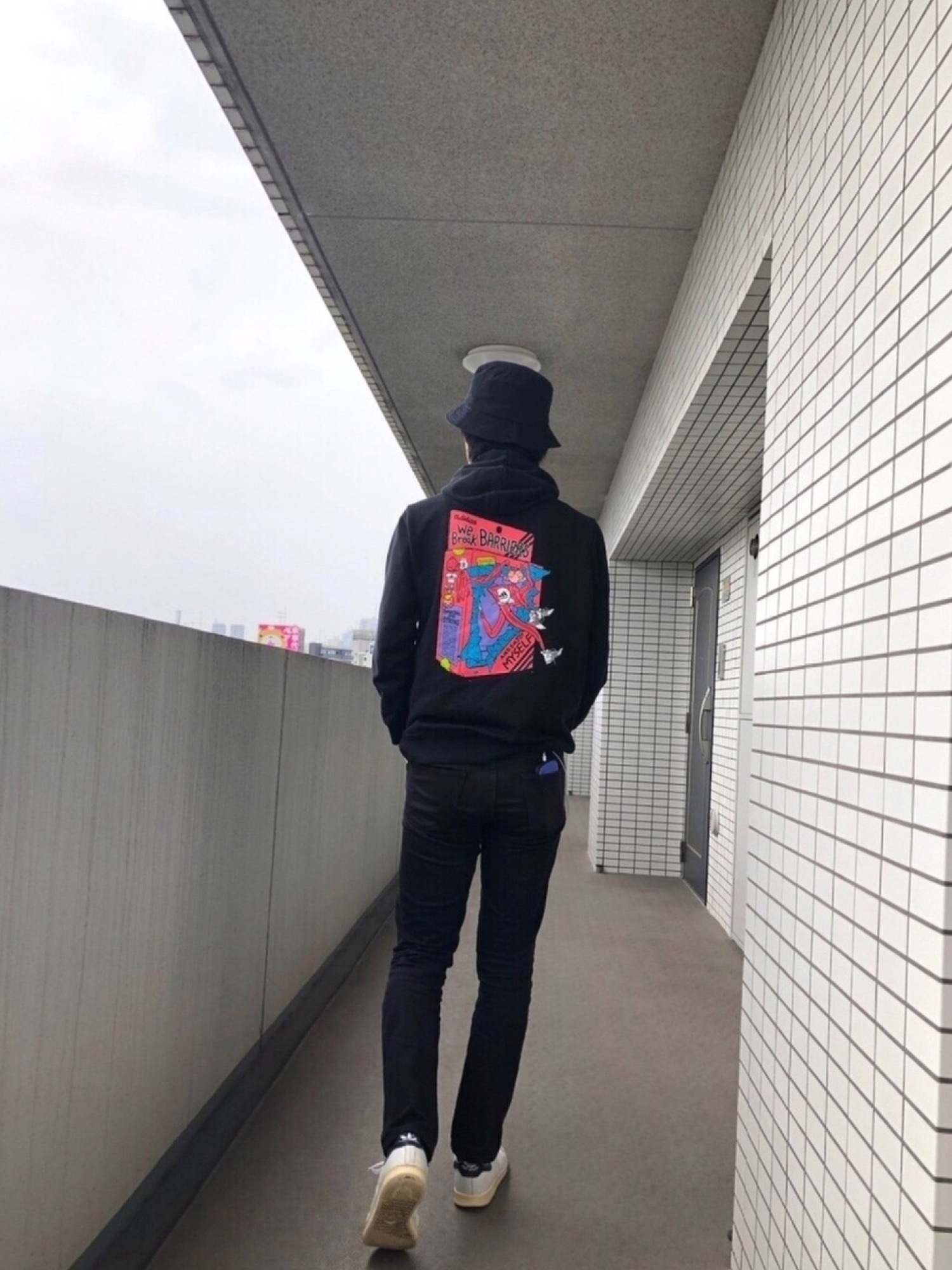 adidas（アディダス）の「東京 パーカー [Tokyo Hoodie