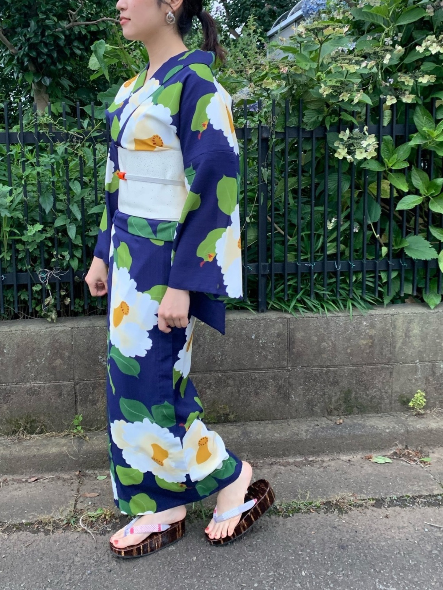 ふりふ椿オーバジーン浴衣着物