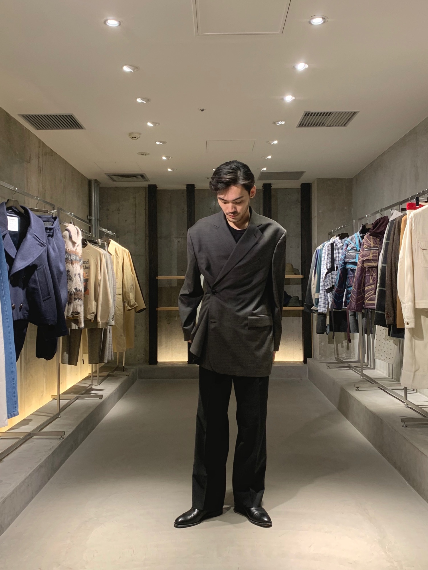 MARTINE ROSEのテーラードジャケットを使った人気ファッション