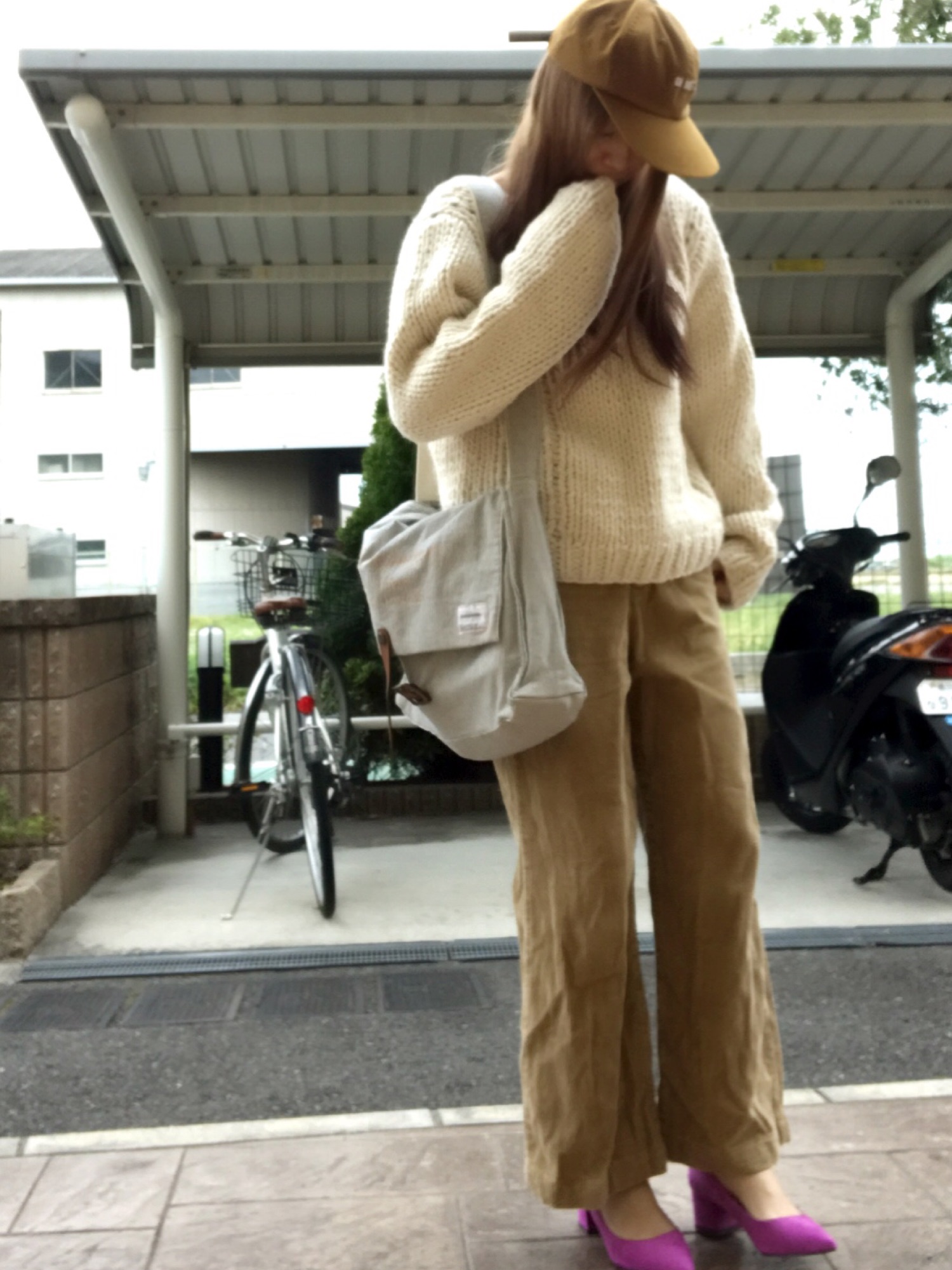 TODAYFUL Vネックハンドニット シンプル 無地 ゆったり アイボリー 冬 TODAYFUL（トゥデイフル）の「Vネックハンドニット（ニット/セーター