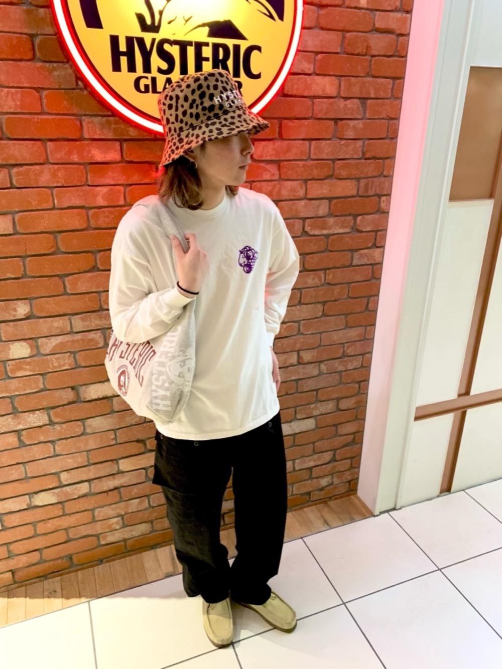 ヒステリックグラマー　スウェット　リメイクバッグ　HYSTERICGLAMOUR HYSTERIC GLAMOUR（ヒステリックグラマー）の「カレッジプリント