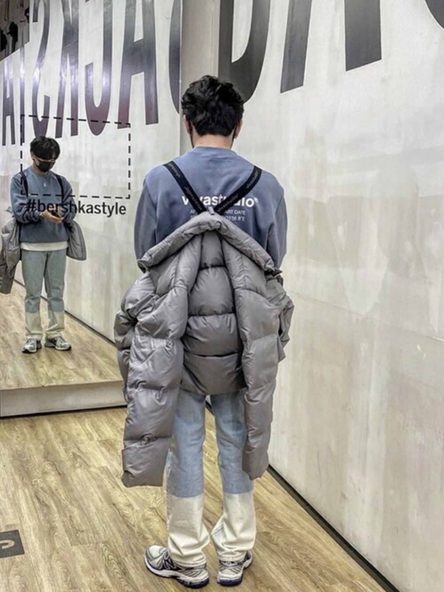VIVASTUDIO（ビバスタジオ）の「LIGHT WEIGHT DOWN PARKA（ダウン