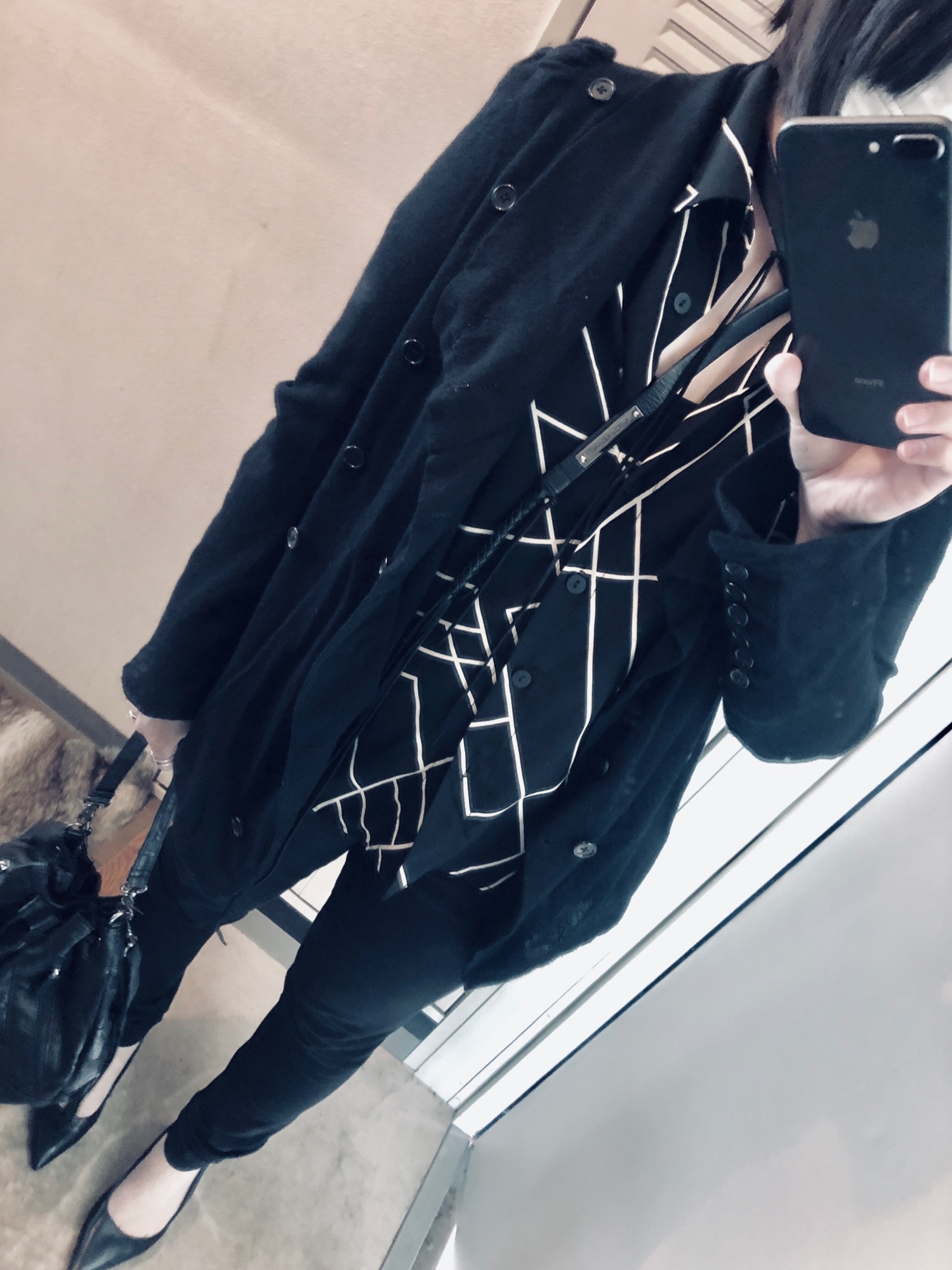 カーディガン/ボレロを使った「alice auaa」の人気ファッション