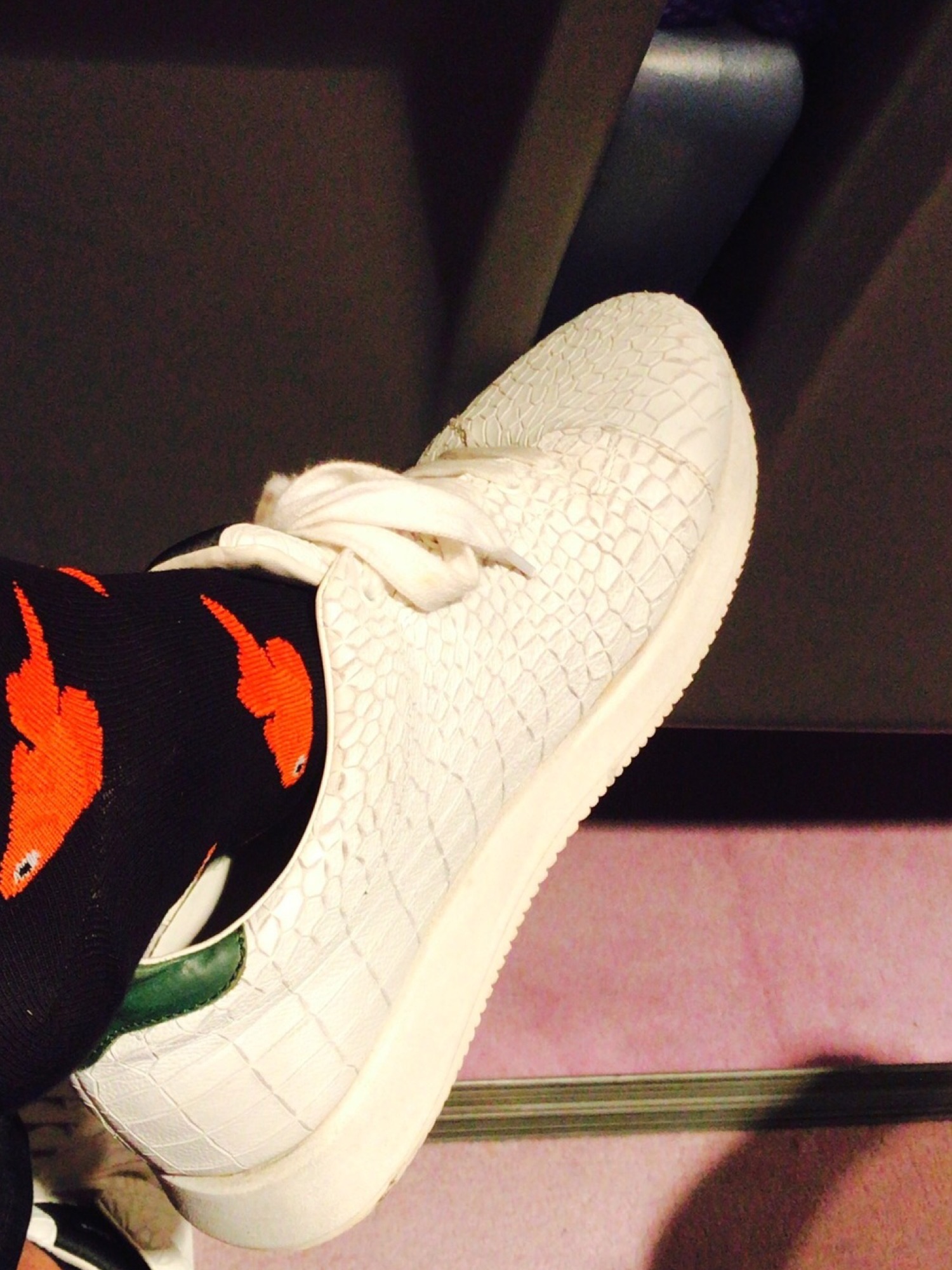 KRIS VAN ASSCHE（クリスヴァンアッシュ）の「CROCODILE PATTERN LOW