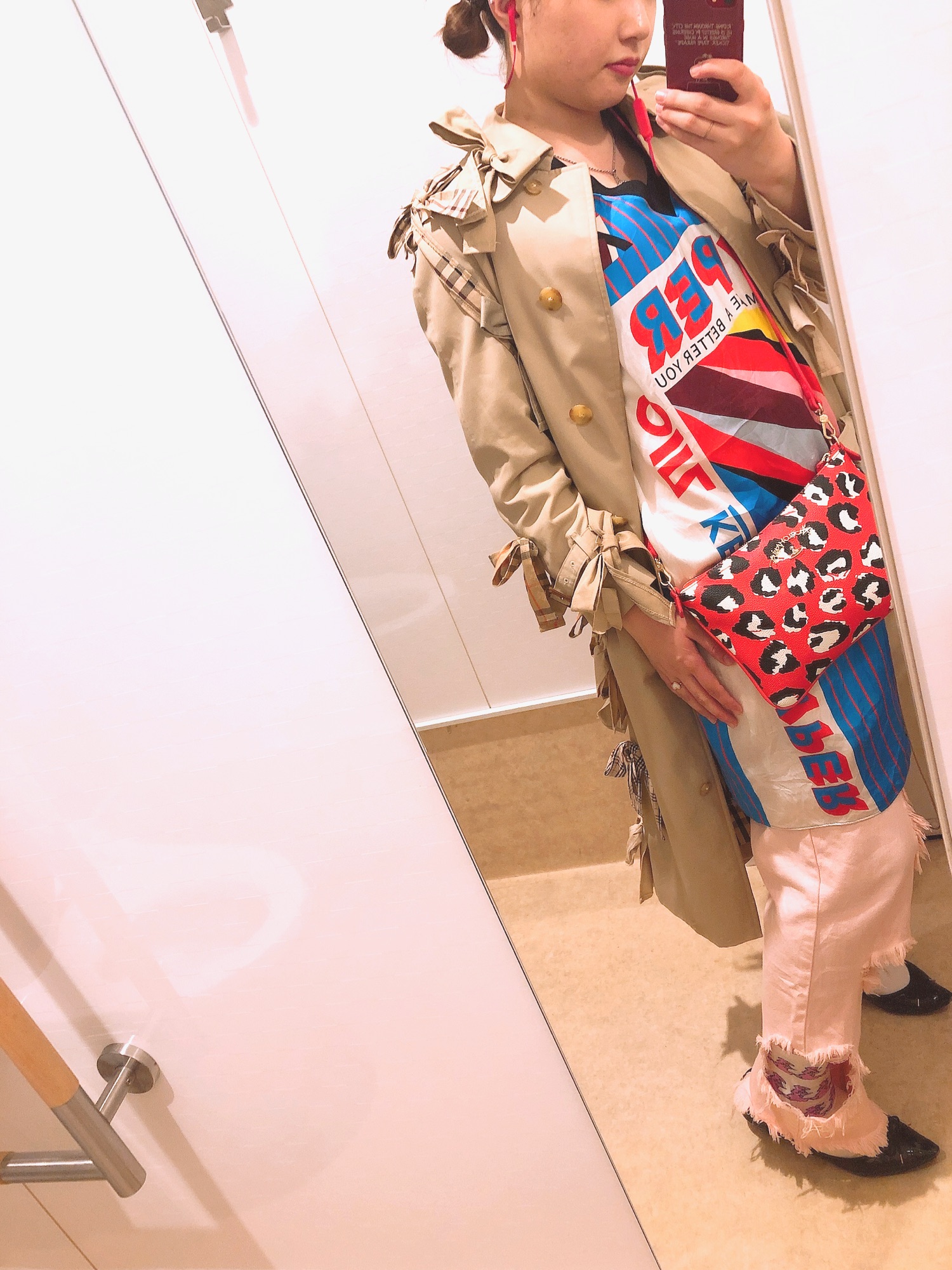 keisuke kandaのトレンチコートを使った人気ファッション 