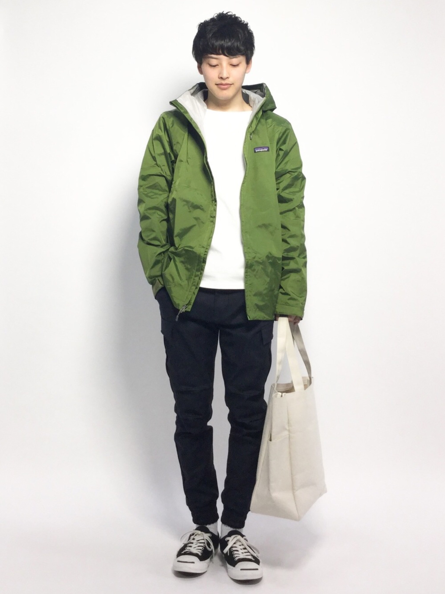 patagonia フード付きマウンテンパーカー オリーブグリーン patagonia フード付きマウンテンパーカー オリーブグリーン Patagonia