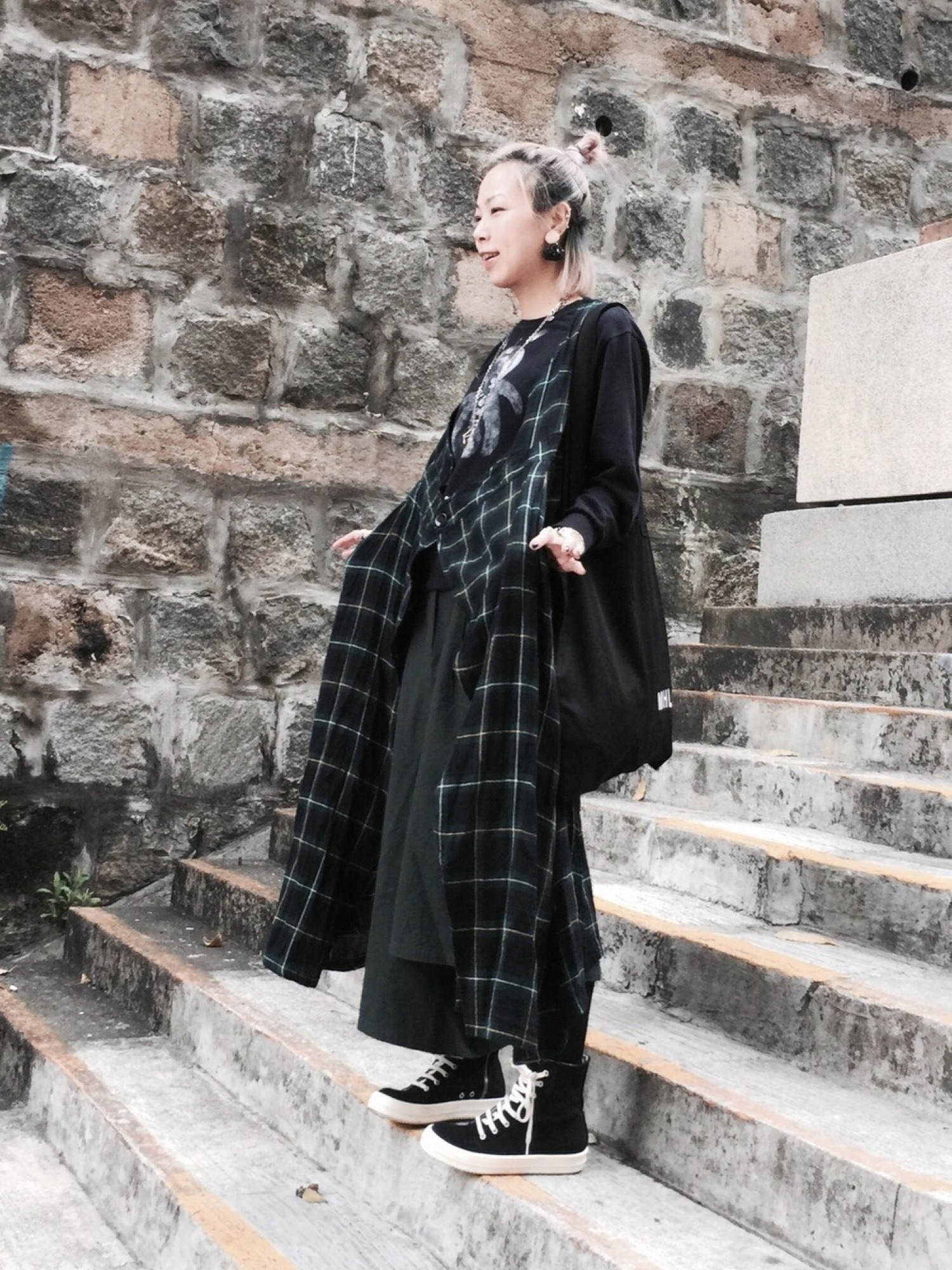 Rick Owens DRKSHDW Canvas High-Top Sneakersを使った人気