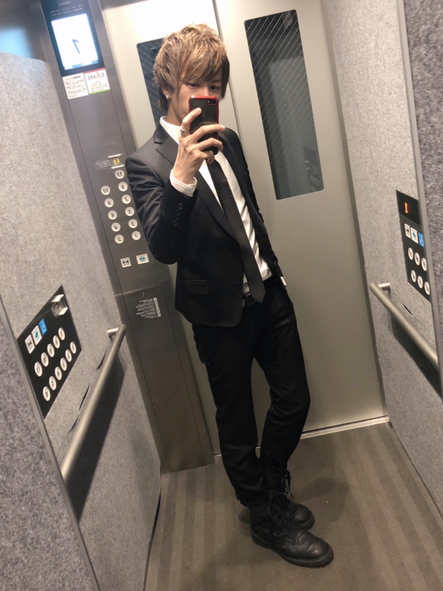 ato（アトウ）の「ナロータイ（スタッズ）（ネクタイ）」 - WEAR