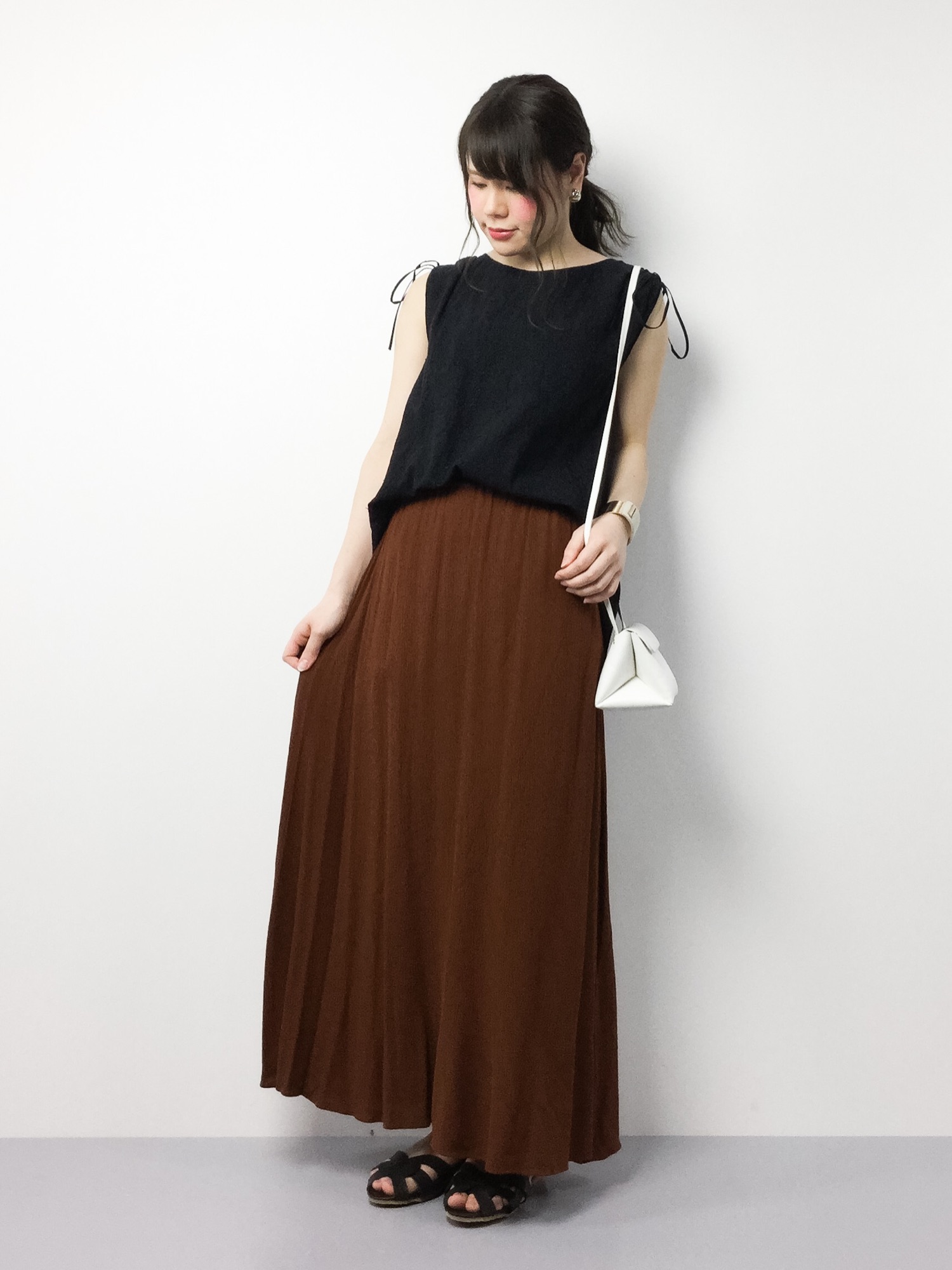 Spick & Span（スピックアンドスパン）の「シシュウ ノースリブラウス