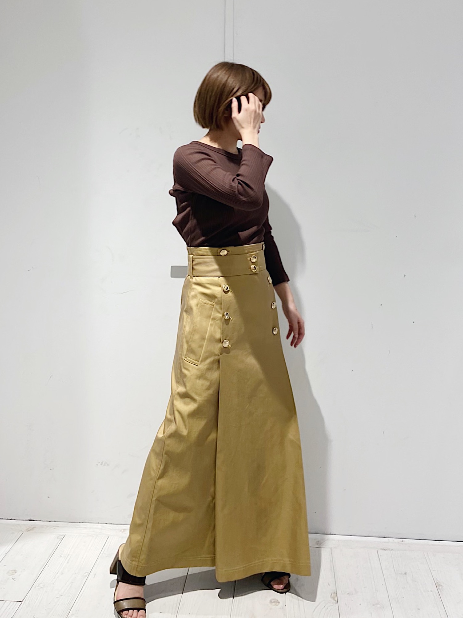 Ameri（アメリ）の「BACK CROSS TOP（Tシャツ/カットソー）」 - WEAR
