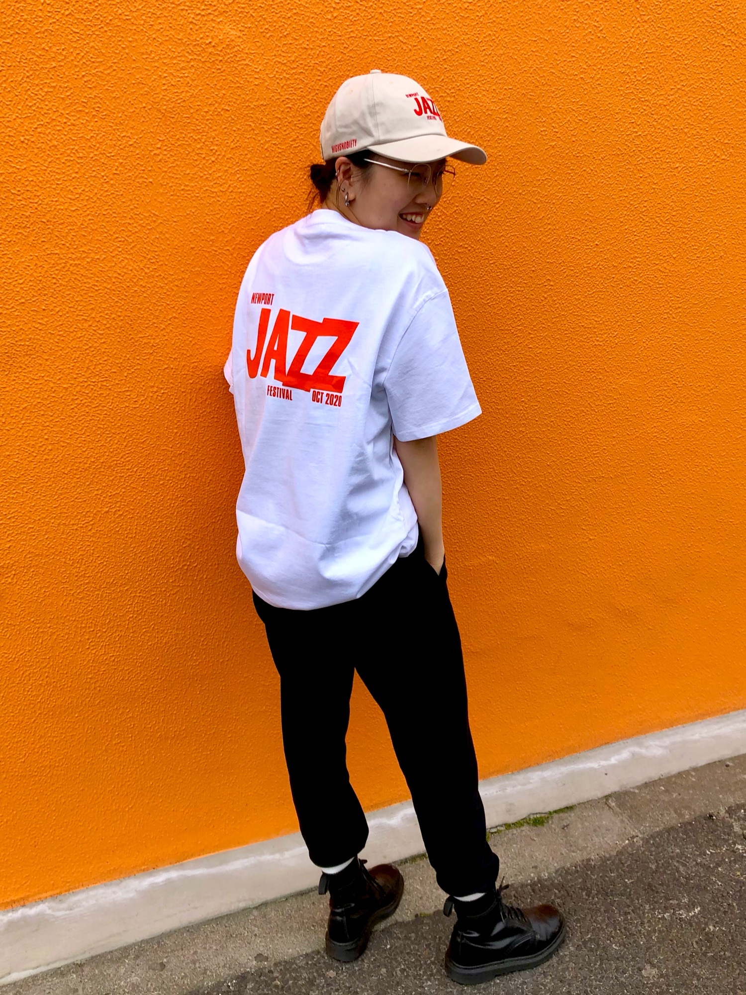 DOMi&JD BECKツアーTシャツ Not tight tour XL 美品 DOMi&JD BECKツアーTシャツ Not tight tour L 美品 - メルカリ