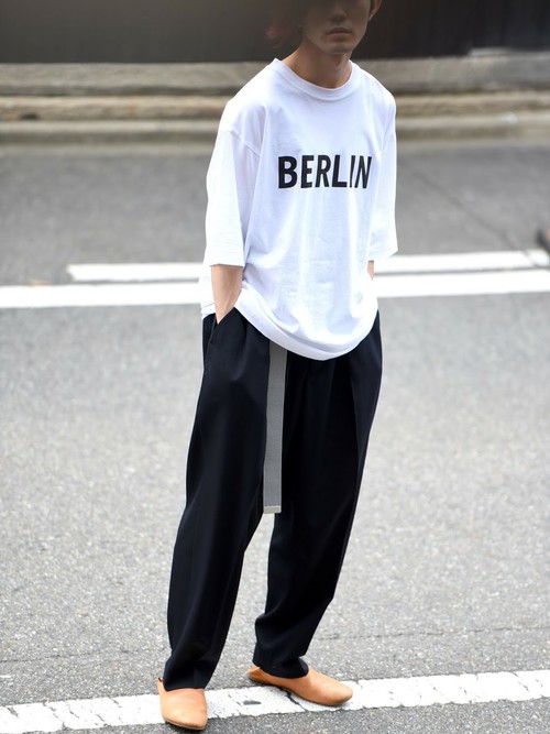 ESSAY（エッセイ）の「ESSAY GORILLA SLACKS navy（スラックス）」 - WEAR