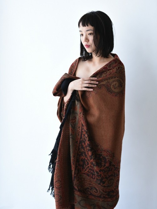 YANTOR（ヤントル）の「YANTOR Paisley Jaquard Stole（ストール