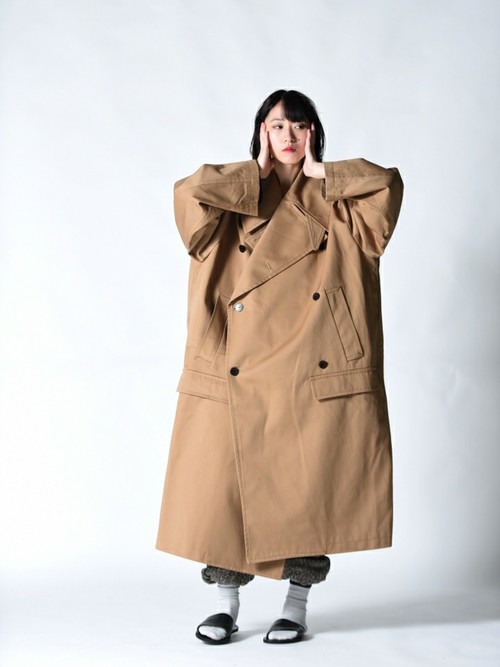 Edwina Horl（エドウィナホール）の「Edwina Horl ビッグトレンチ