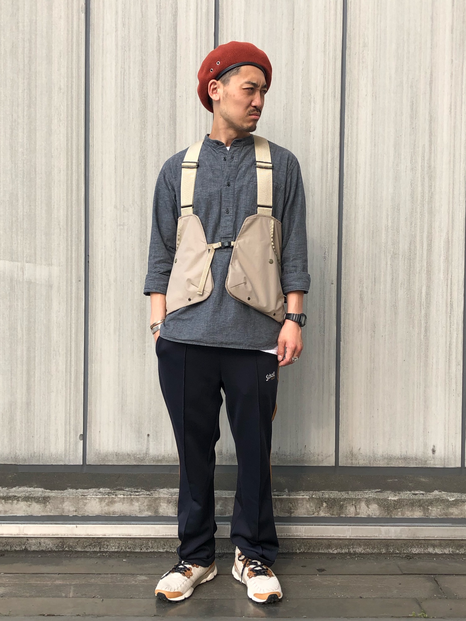 COMFY（コンフィー）の「COMFY(コンフィ) EVERYTHING RIGHT PLACE VEST
