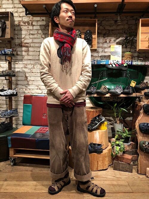 KEEN JAPAN(KEEN JAPAN Head Office)｜KEENのサンダルを使った