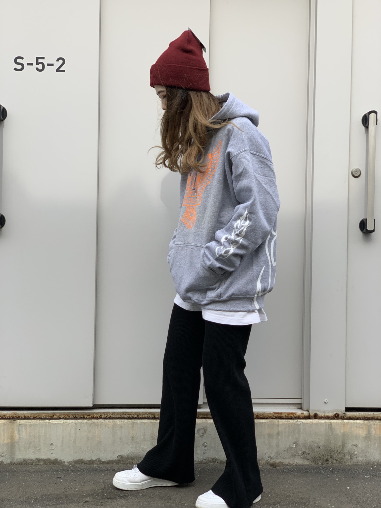 ニットキャップ/ビーニーを使った「SKOLOCT」の人気ファッション
