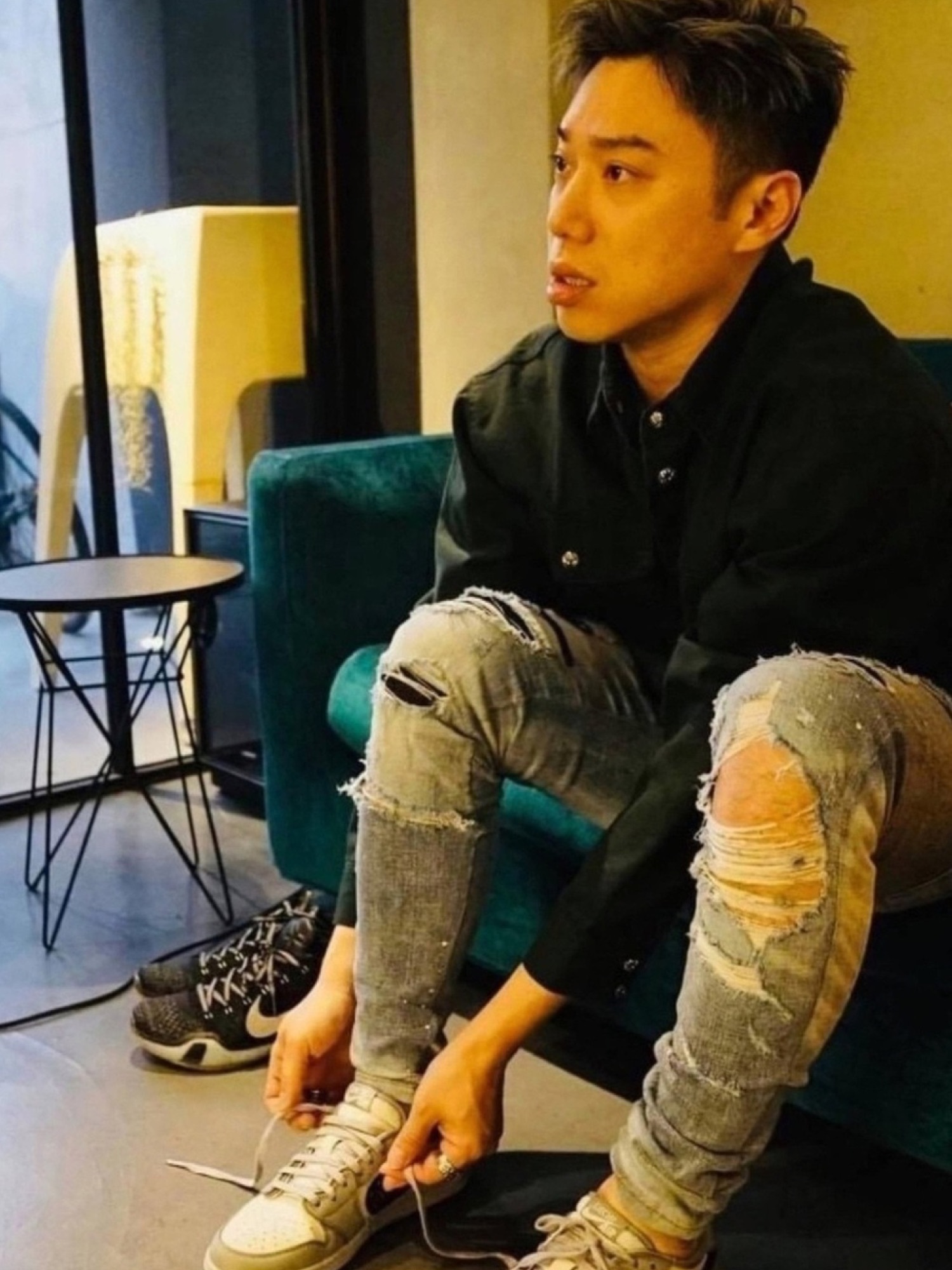 AMIRI（アミリ）の「AMIRI Mx1 Skinny-Fit Appliquéd Faux Snake 