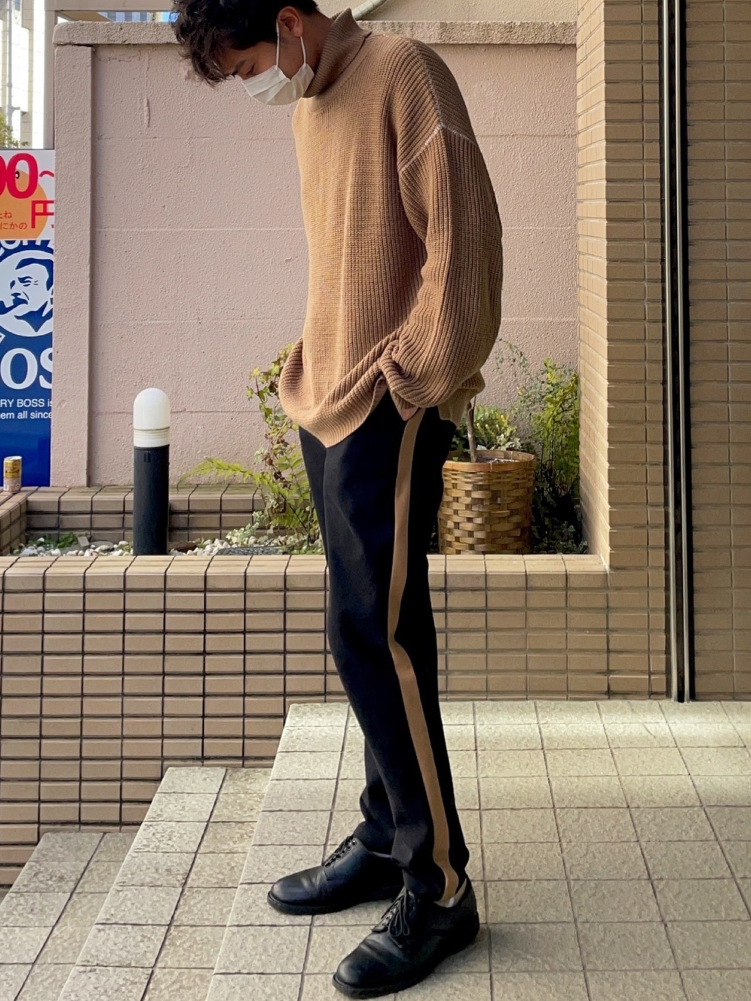 フットストック×プラステの別注シューズ、ミリタリーシューズを