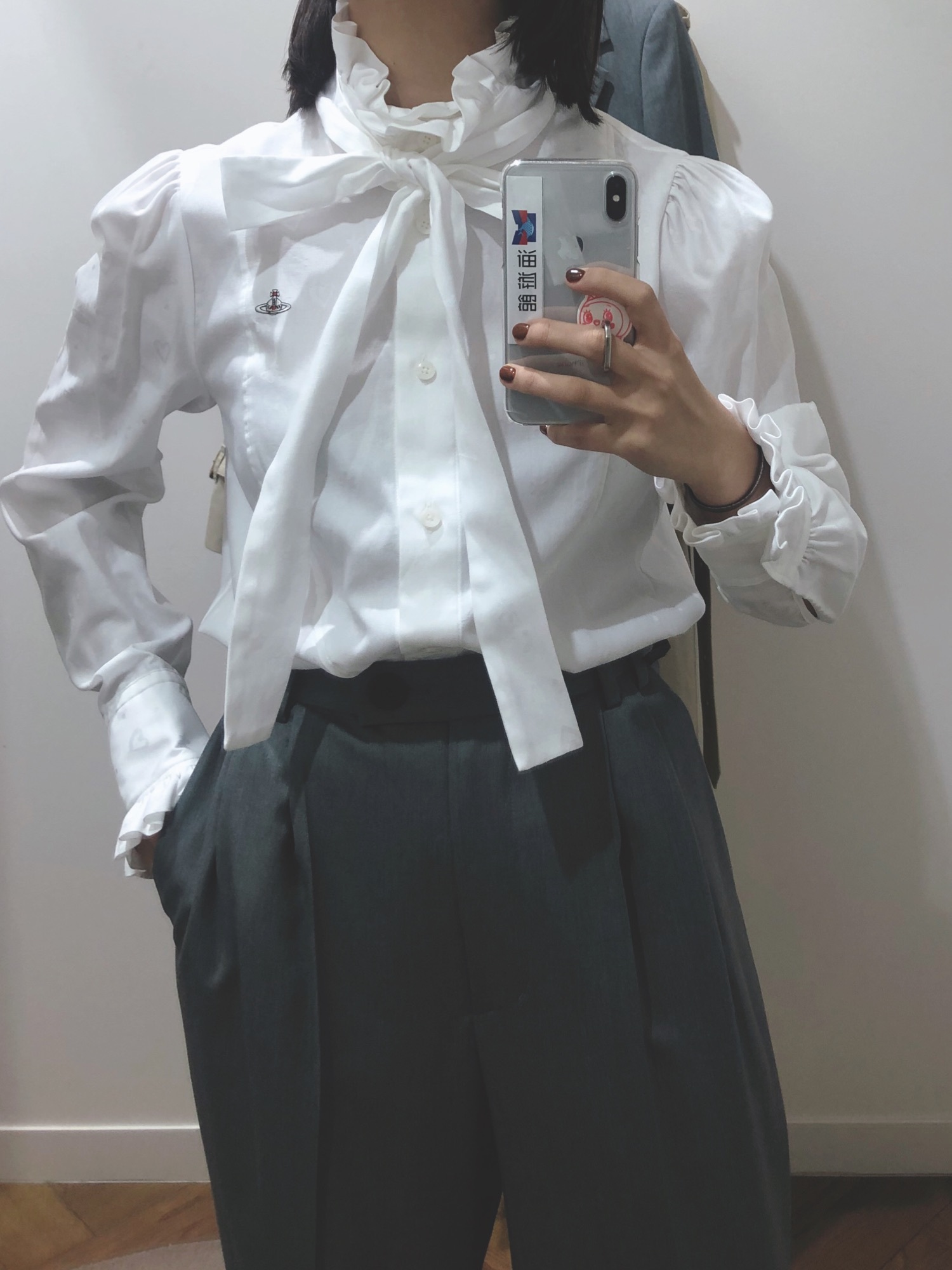 Bari｜Vivienne Westwoodのシャツ/ブラウスを使ったコーディネート - WEAR