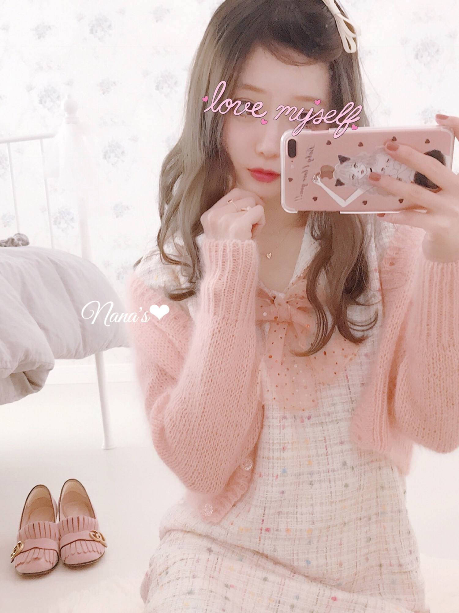 Fifi CHACHNILのカーディガン/ボレロを使った人気ファッション