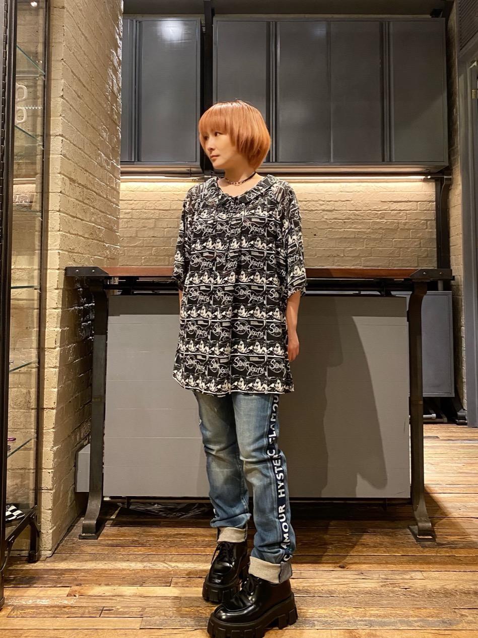 SONIC YOUTH/UG PATTERN柄 プルオーバーブラウスを使ったレディース 