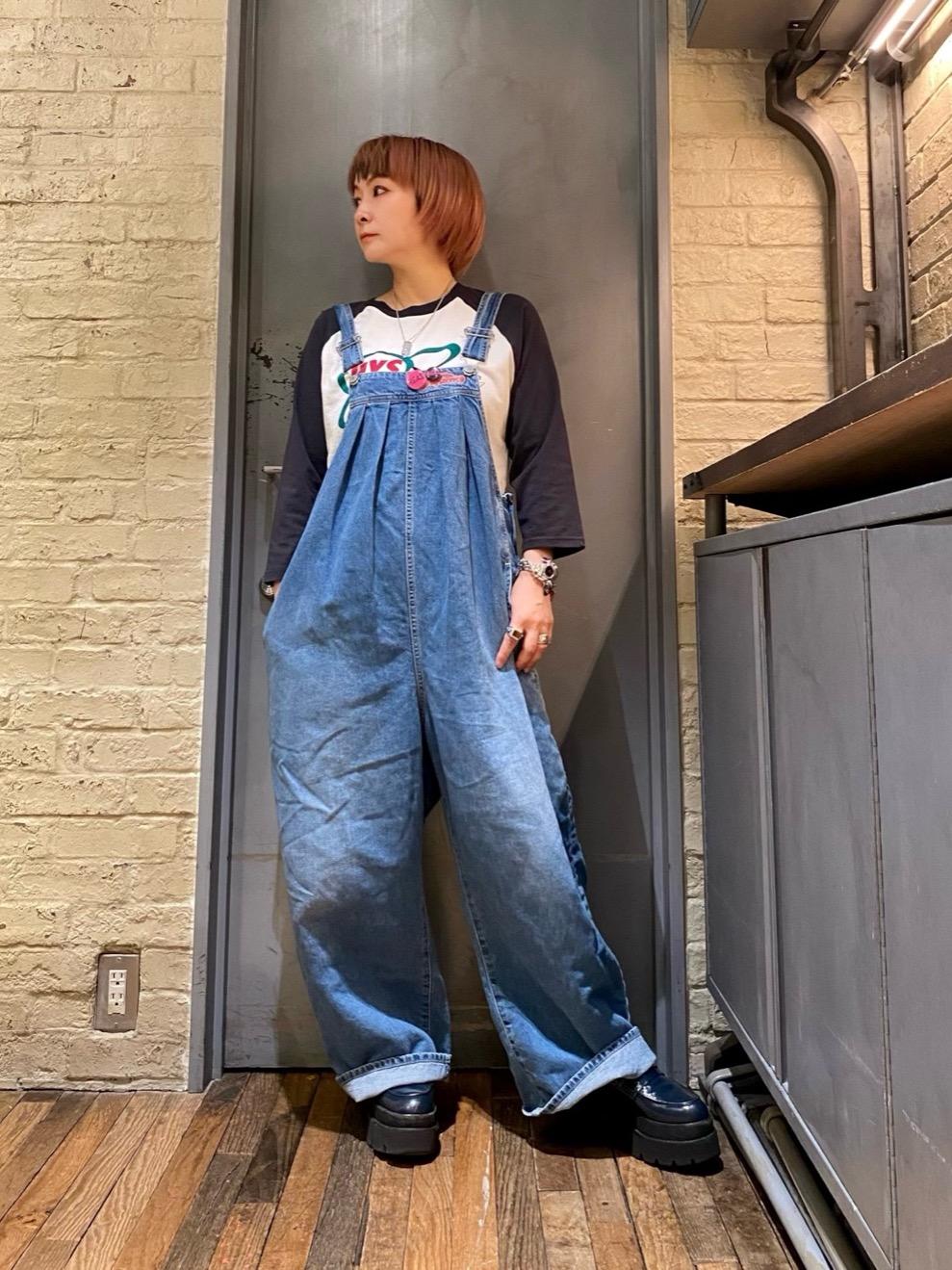 ヒステリックグラマー♡ロゴ刺繍ストレートデニム♡美品 HYSTERIC GLAMOUR（ヒステリックグラマー）の「ロゴ刺繍 デニム