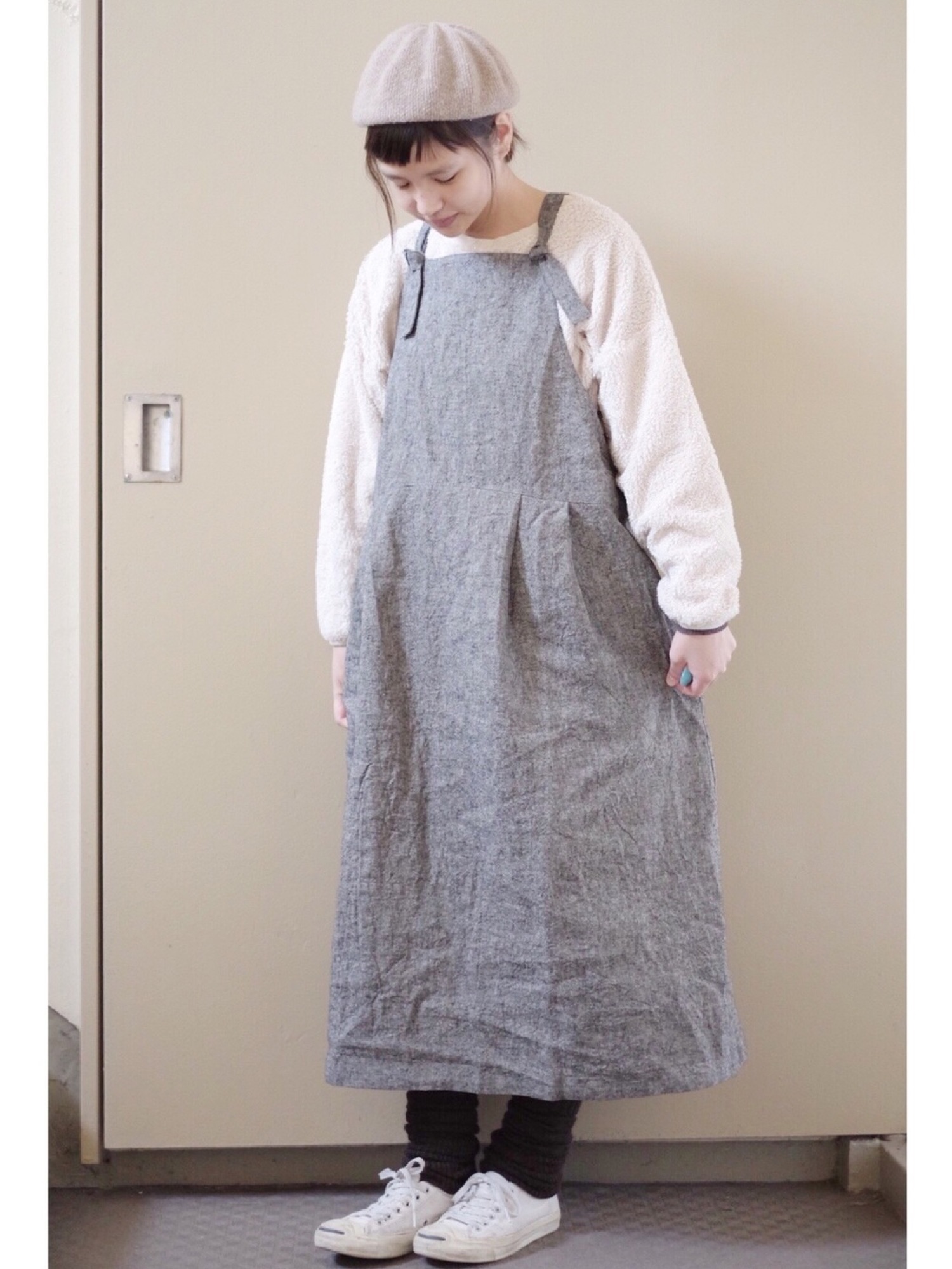 かぐれ リネンシャンブレーサロペットスカート かぐれ（カグレ）の「リネンシャンブレーサロペットスカート