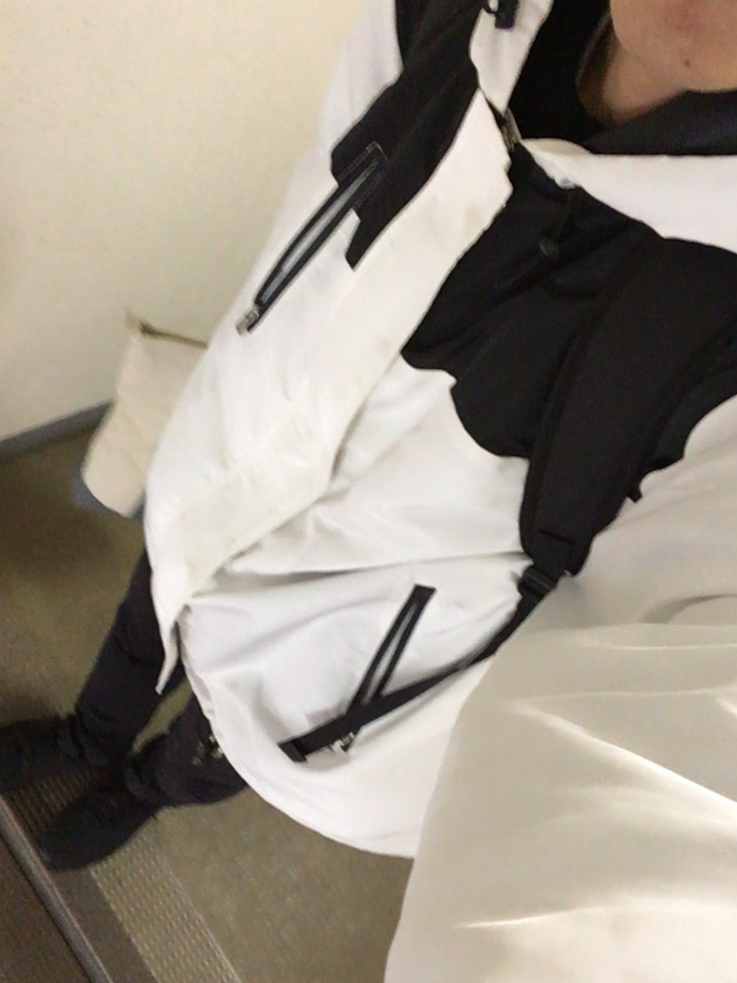 CASPER JOHN AIVER（キャスパージョンアイバー）の「CASPER JOHN AIVER 