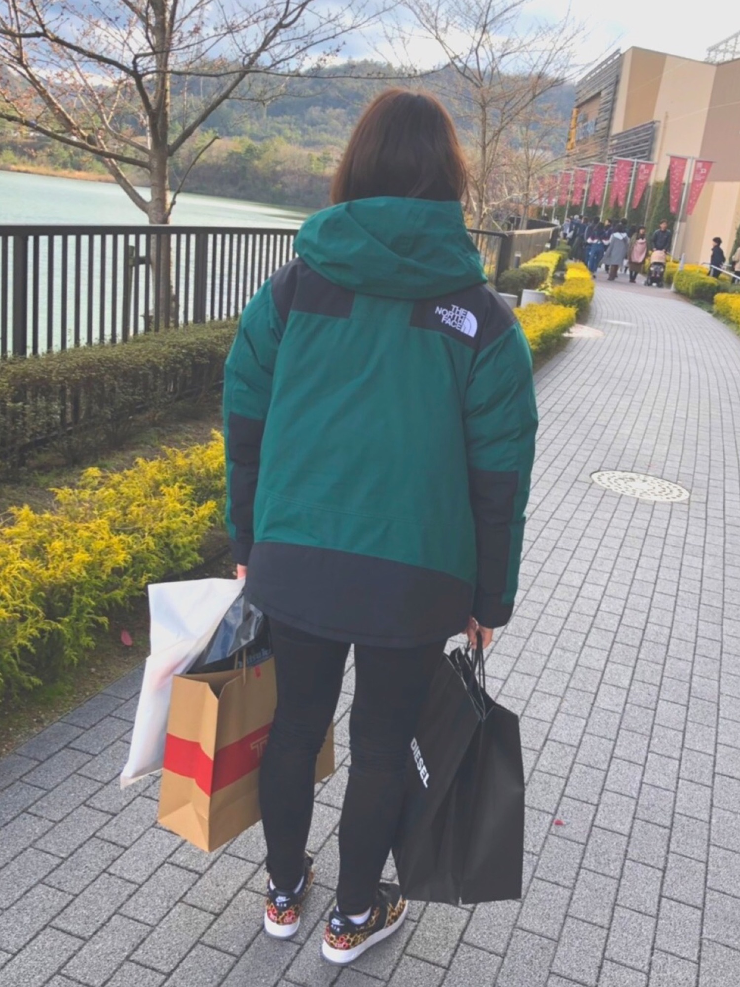 Onitsuka Tiger（オニツカタイガー）の「オニツカタイガー ロゴ