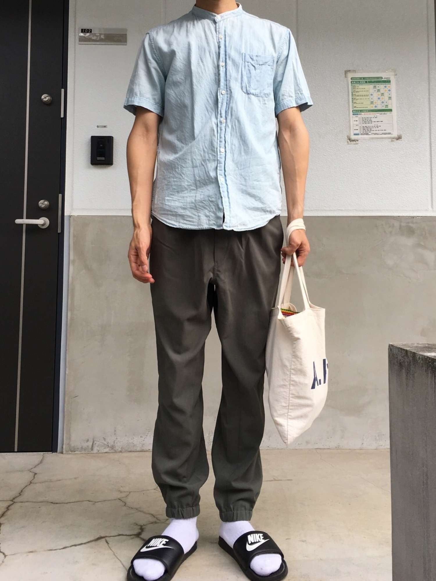 UNIQLO（ユニクロ）の「ライトウェイトジョガーパンツ（その他パンツ