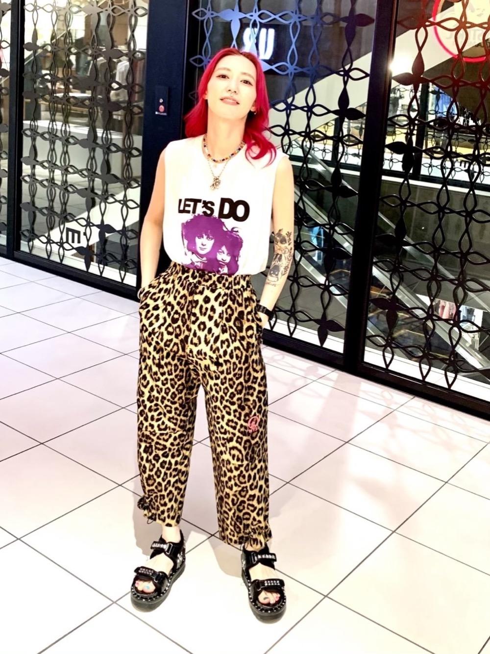 HYSTERIC GLAMOUR（ヒステリックグラマー）の「DIZZY＆MILKY オーバー