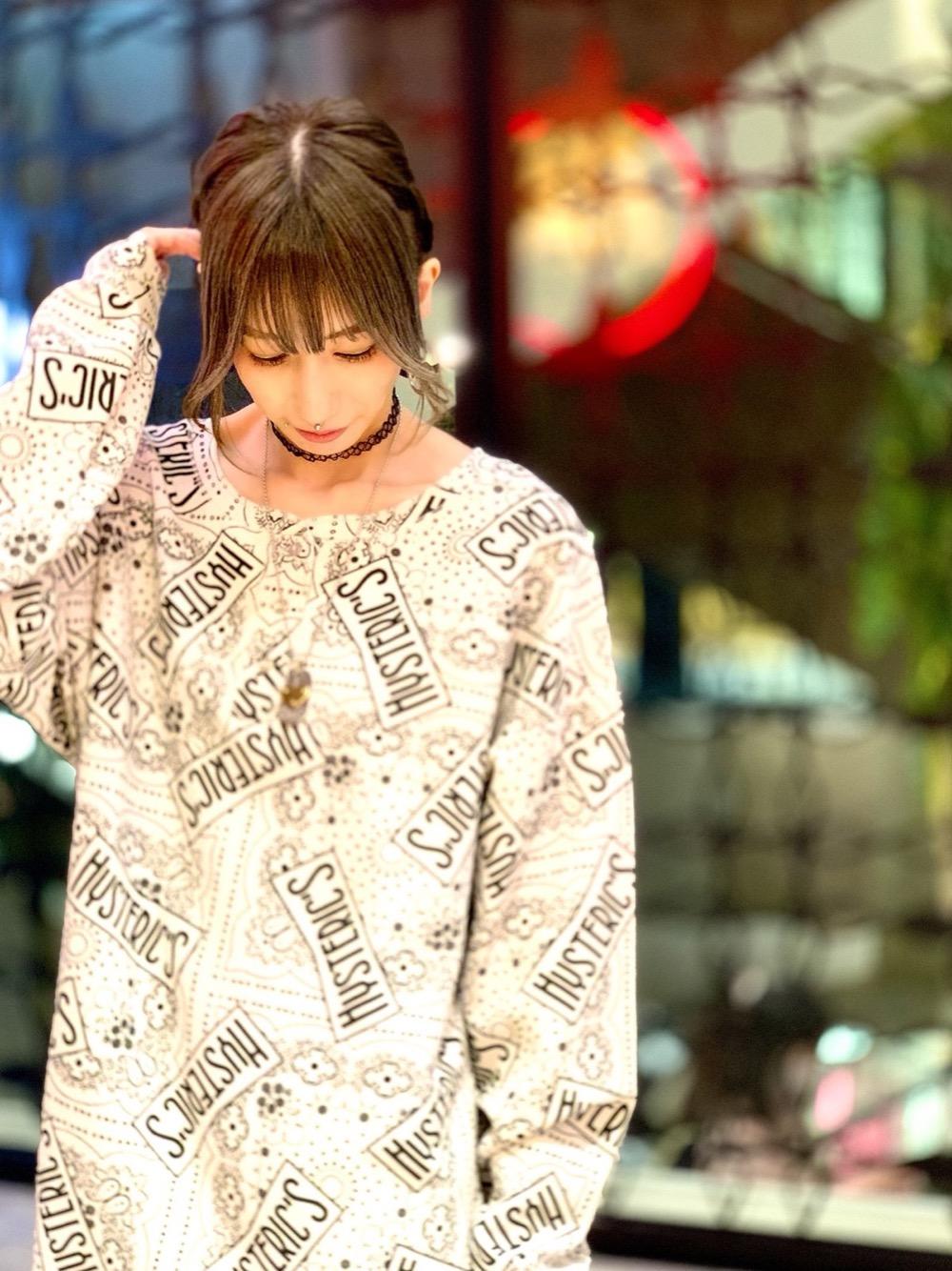 専用【未使用級】HYS'S BANDANA柄 ヘンリーネックスウェット HYSTERIC GLAMOUR（ヒステリックグラマー）の「HYS'S BANDANA柄