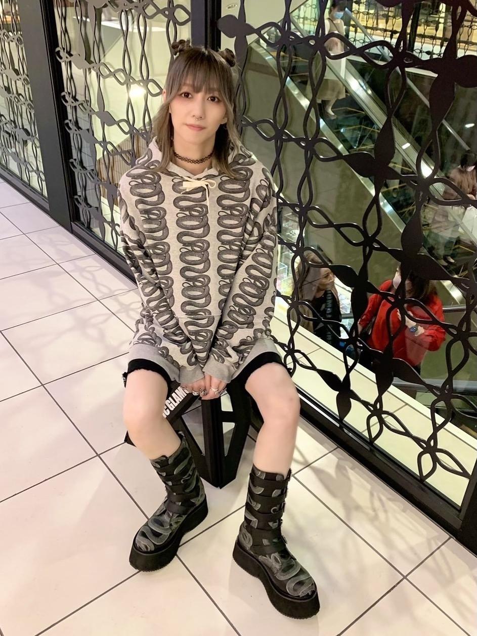 HYSTERIC GLAMOUR（ヒステリックグラマー）の「SNAKE LOOP柄 オーバー