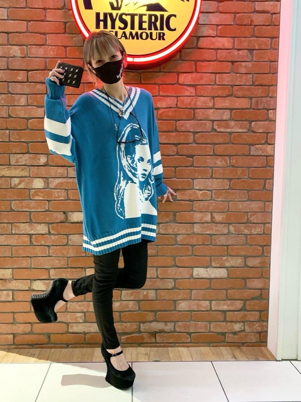 HYSTERIC GLAMOUR（ヒステリックグラマー）の「THUNDER STUDS