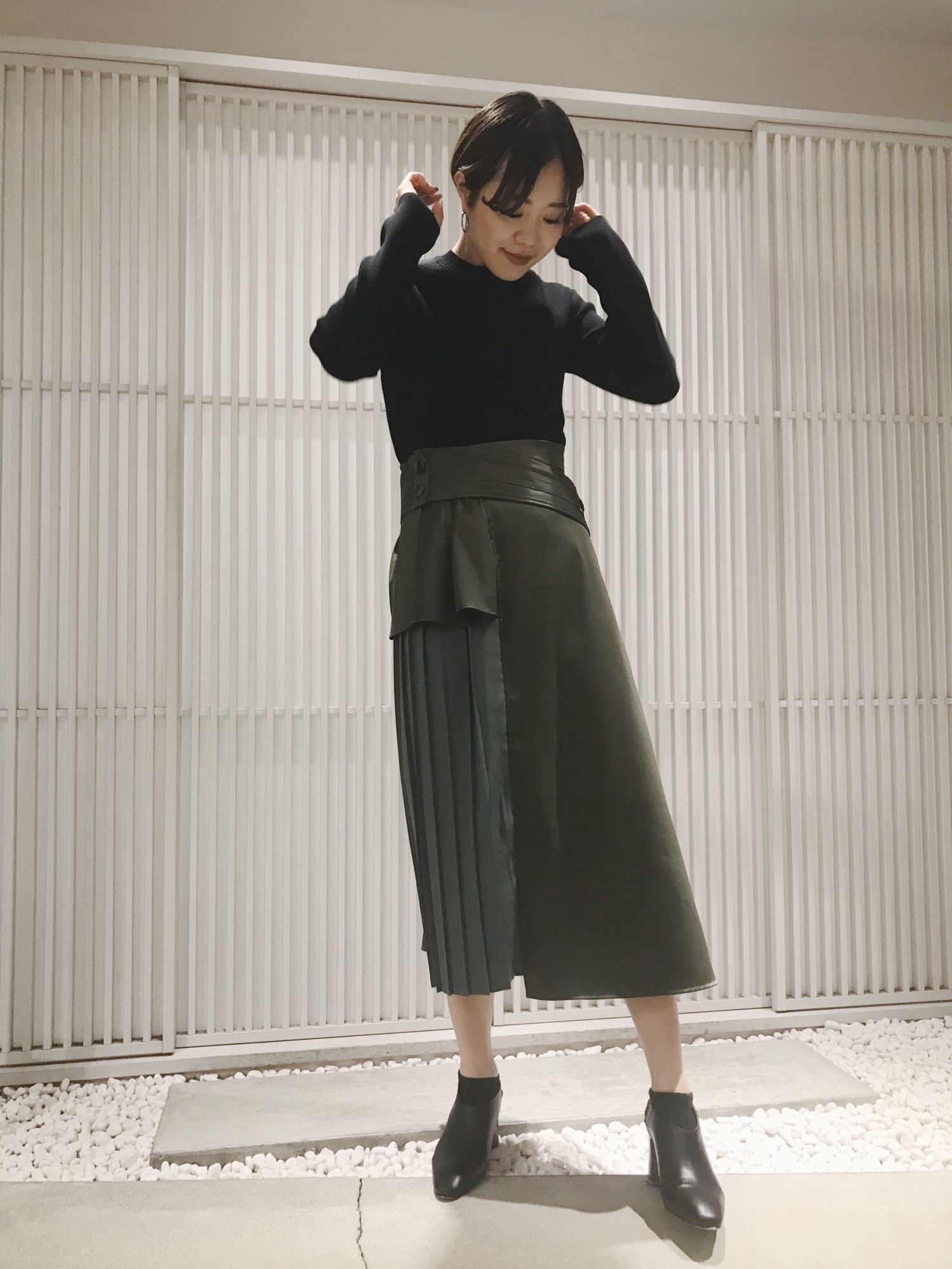 UNITED TOKYO ボリュームプリーツベルトスカート