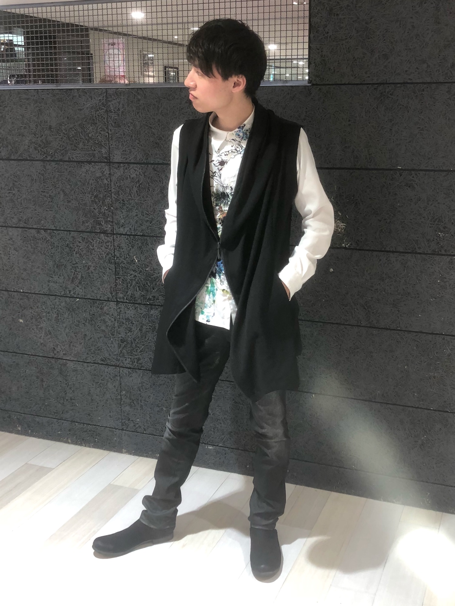 匿名発送　美品トルネードマート　リネンライクスラブツイルビッグフードロングベスト TORNADO MART（トルネードマート）の「TORNADO MART∴リネンライク