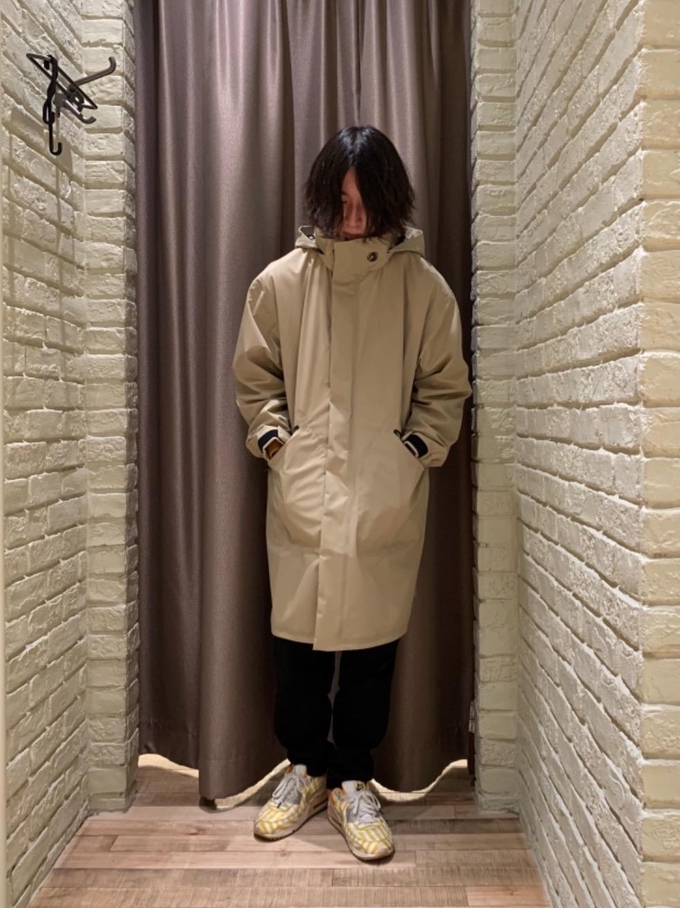 HYSTERIC GLAMOUR  CIRCLE GIRL　春秋コート HYSTERIC GLAMOUR（ヒステリックグラマー）の「CIRCLE GIRL