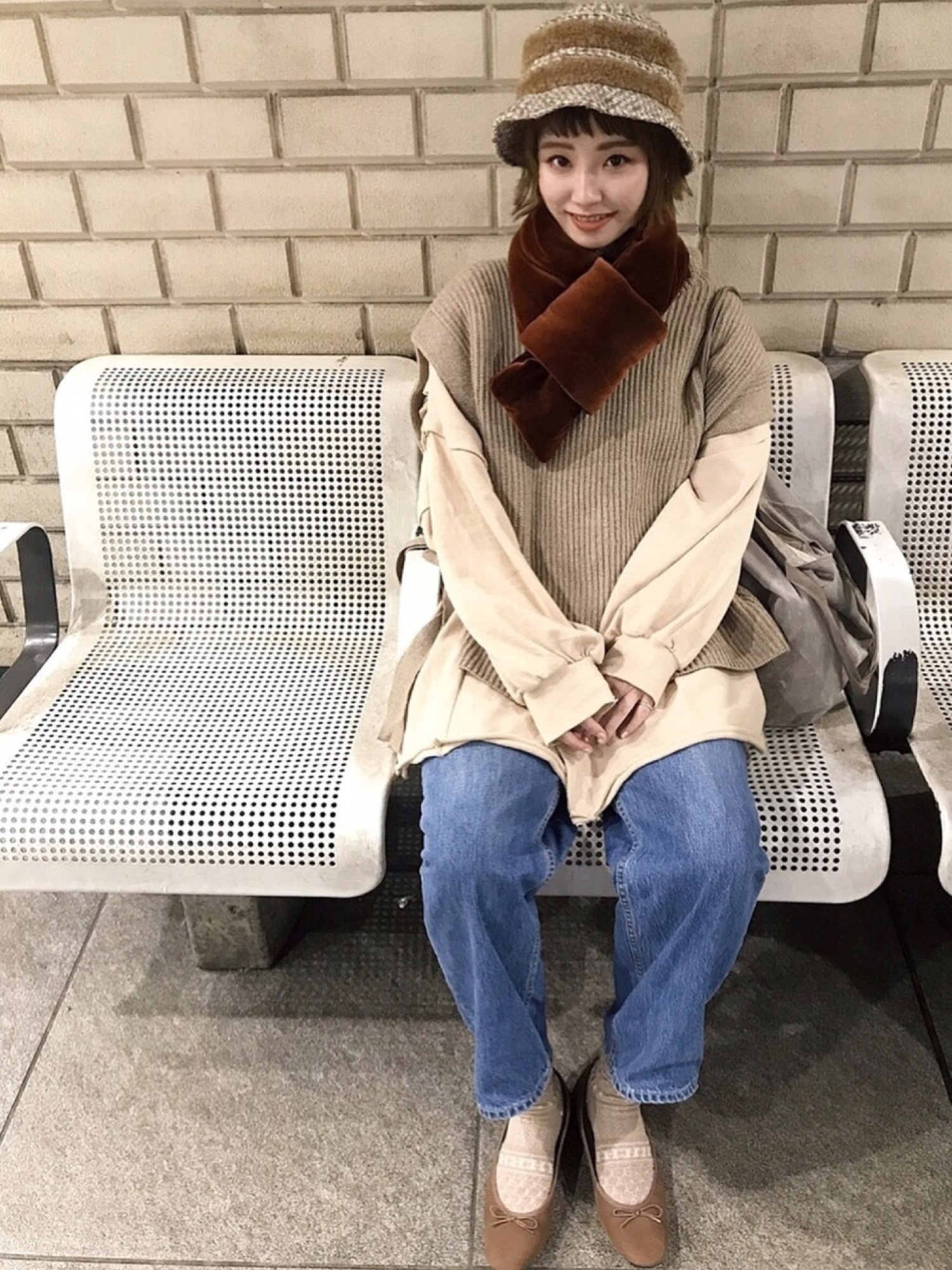 Casselini（キャセリーニ）の「Casselini(キャセリーニ)ベロアマフラー