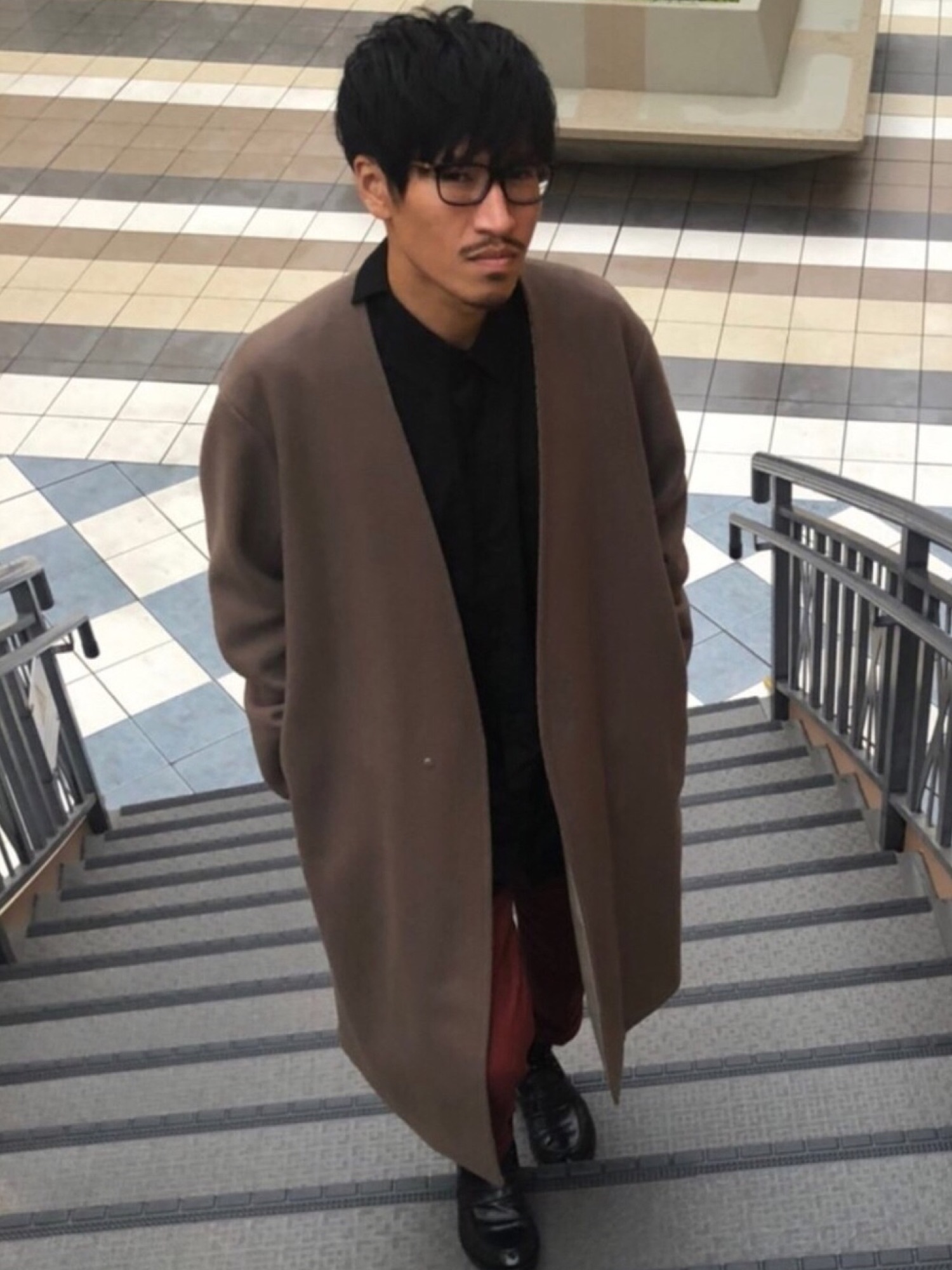 Super120'sメルトンVネックノーカラーロングコートを使った人気