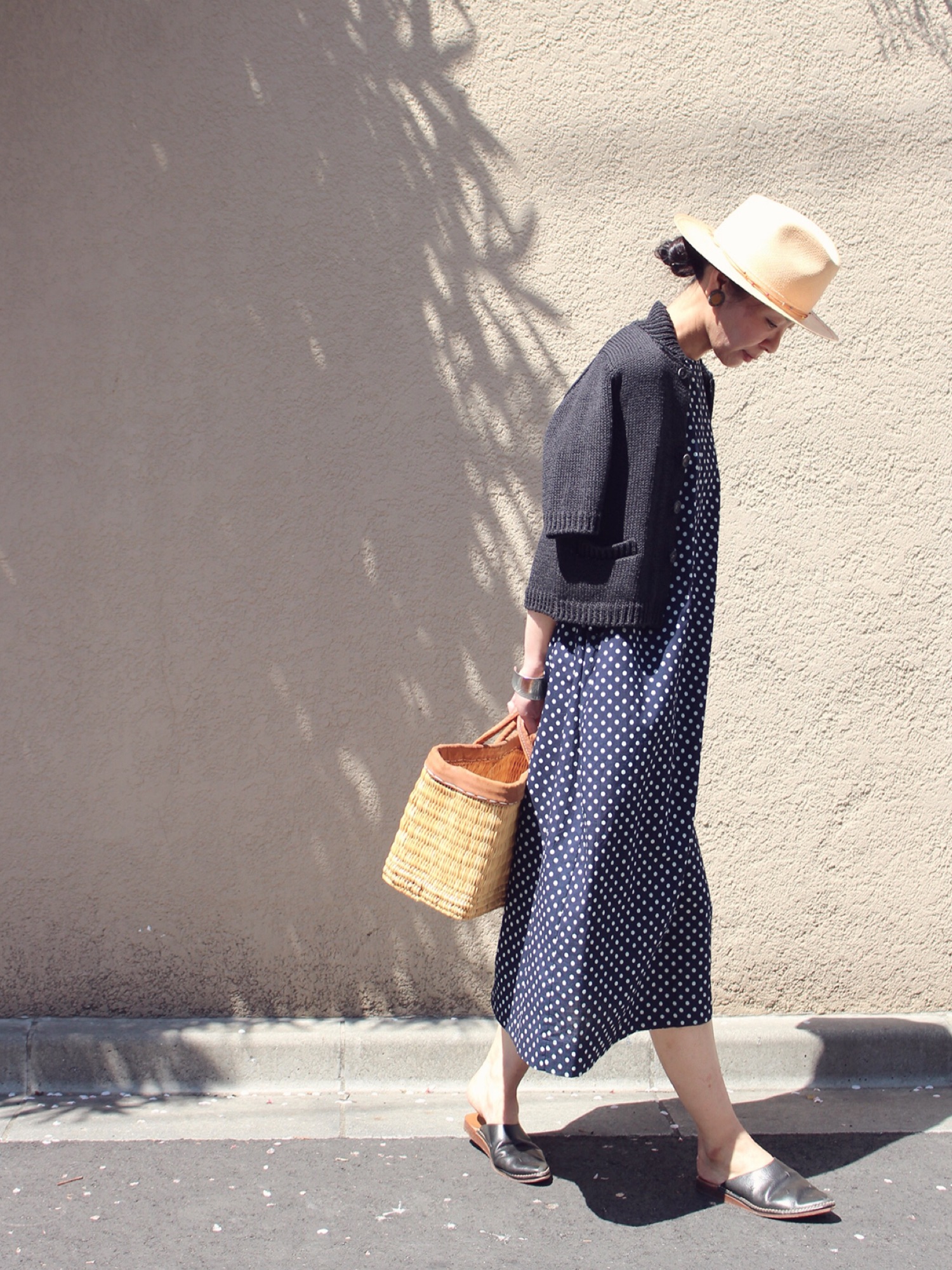 HENRY CUIRアンリークイール ポーチ小物入れ 犬刺繍