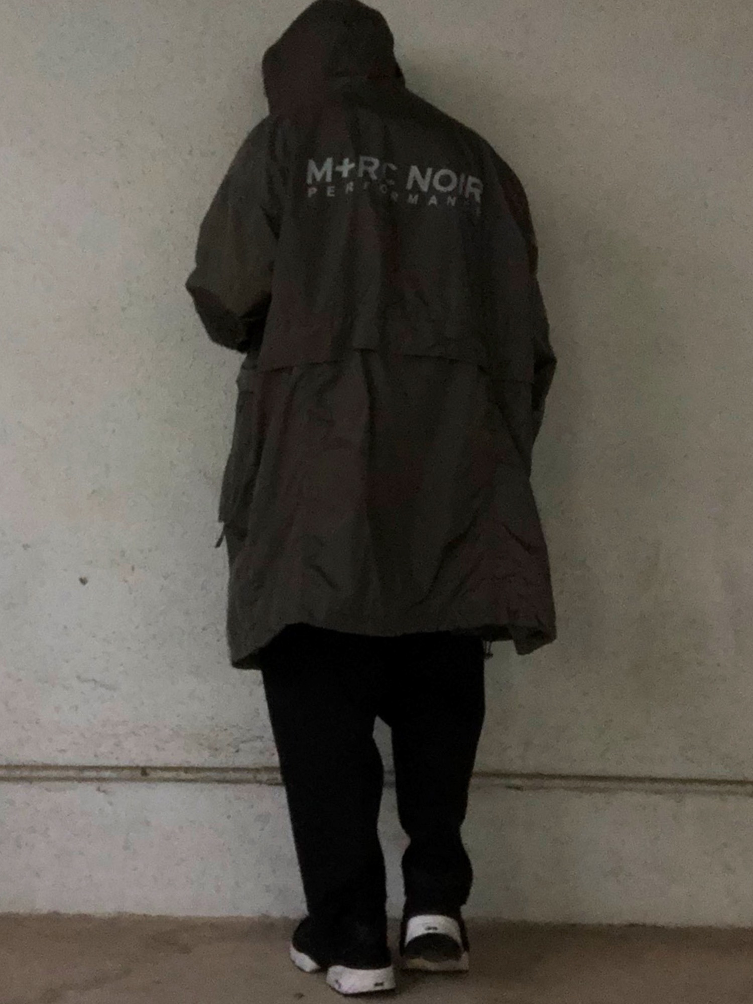 M＋RC NOIRのナイロンジャケットを使った人気ファッション 