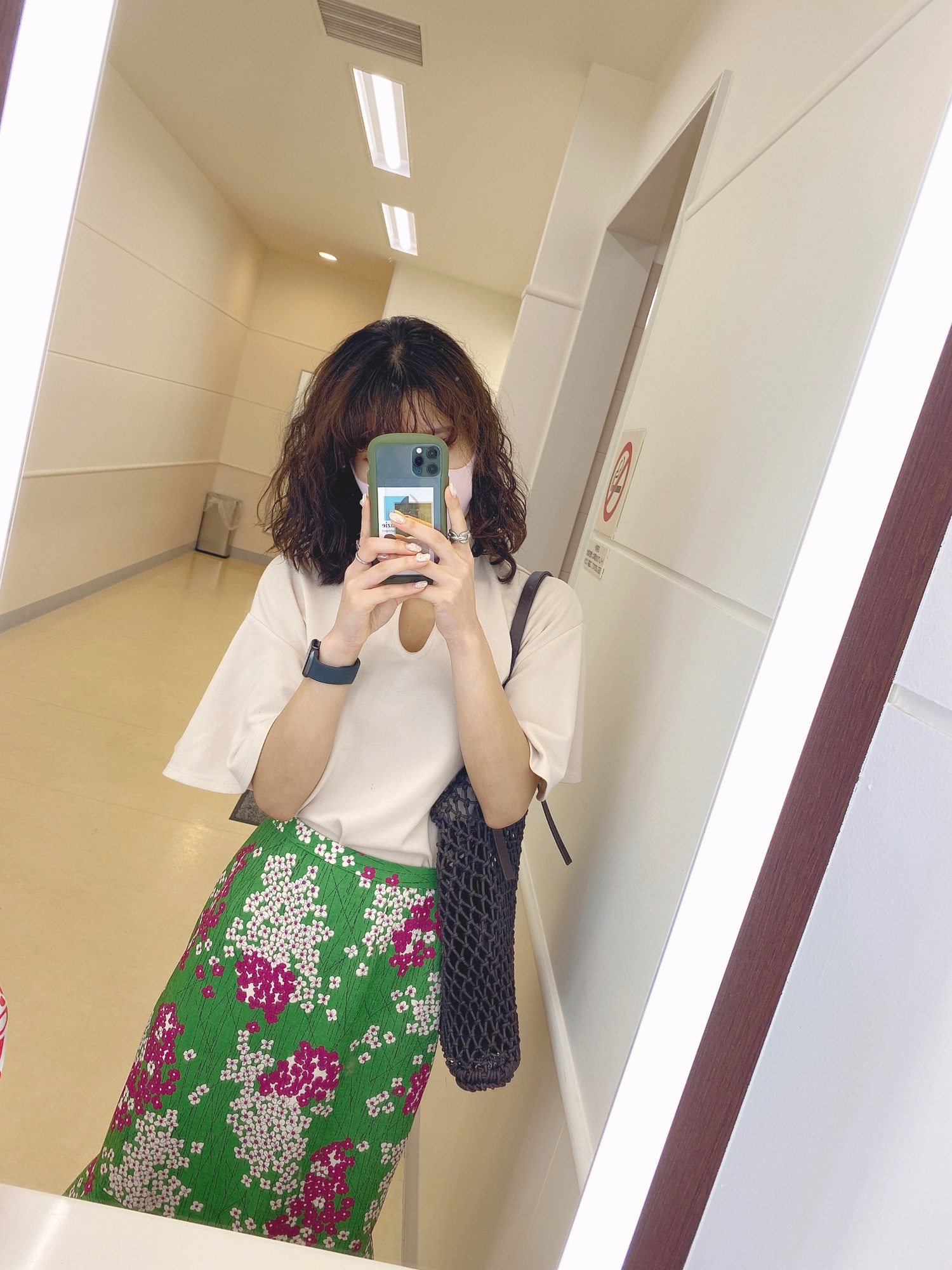 LilyBrown フロント釦デザインカットソー　新品未使用 LILY BROWN リリーブラウン Lily Brown フロントボタンカットトップス