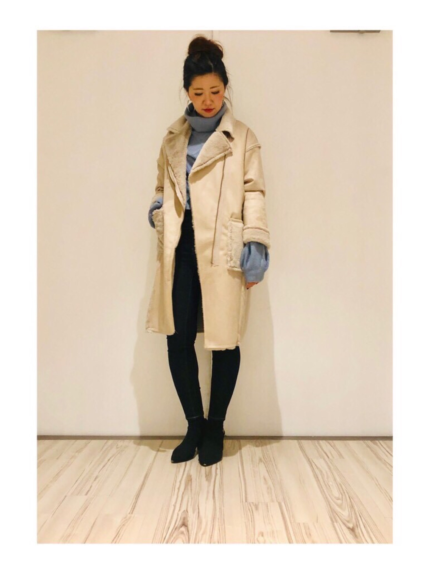 AS KNOW AS PINKYのムートンコートを使った人気ファッション 