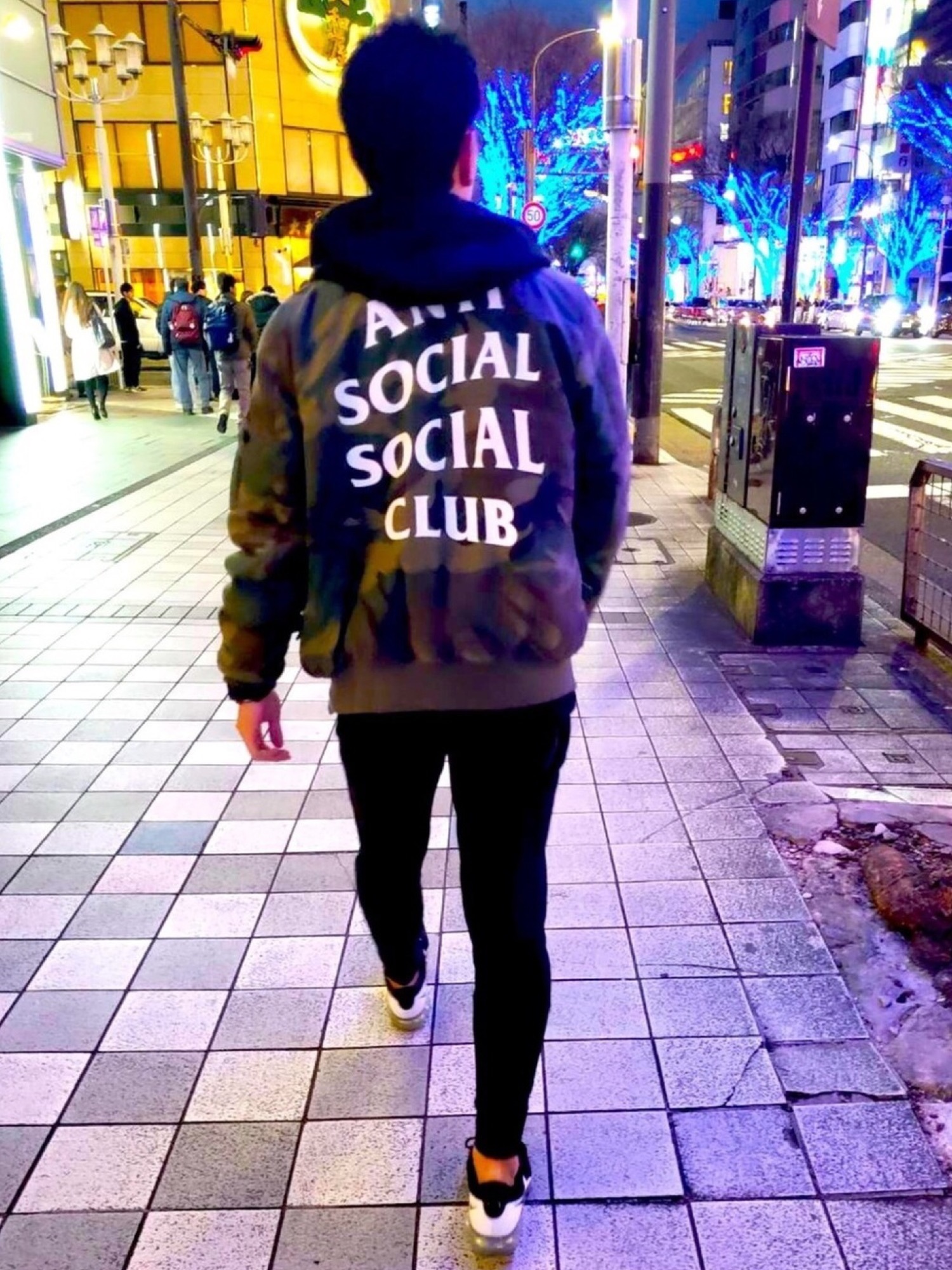 ANTI SOCIAL SOCIAL CLUBのミリタリージャケットを使ったメンズ人気 