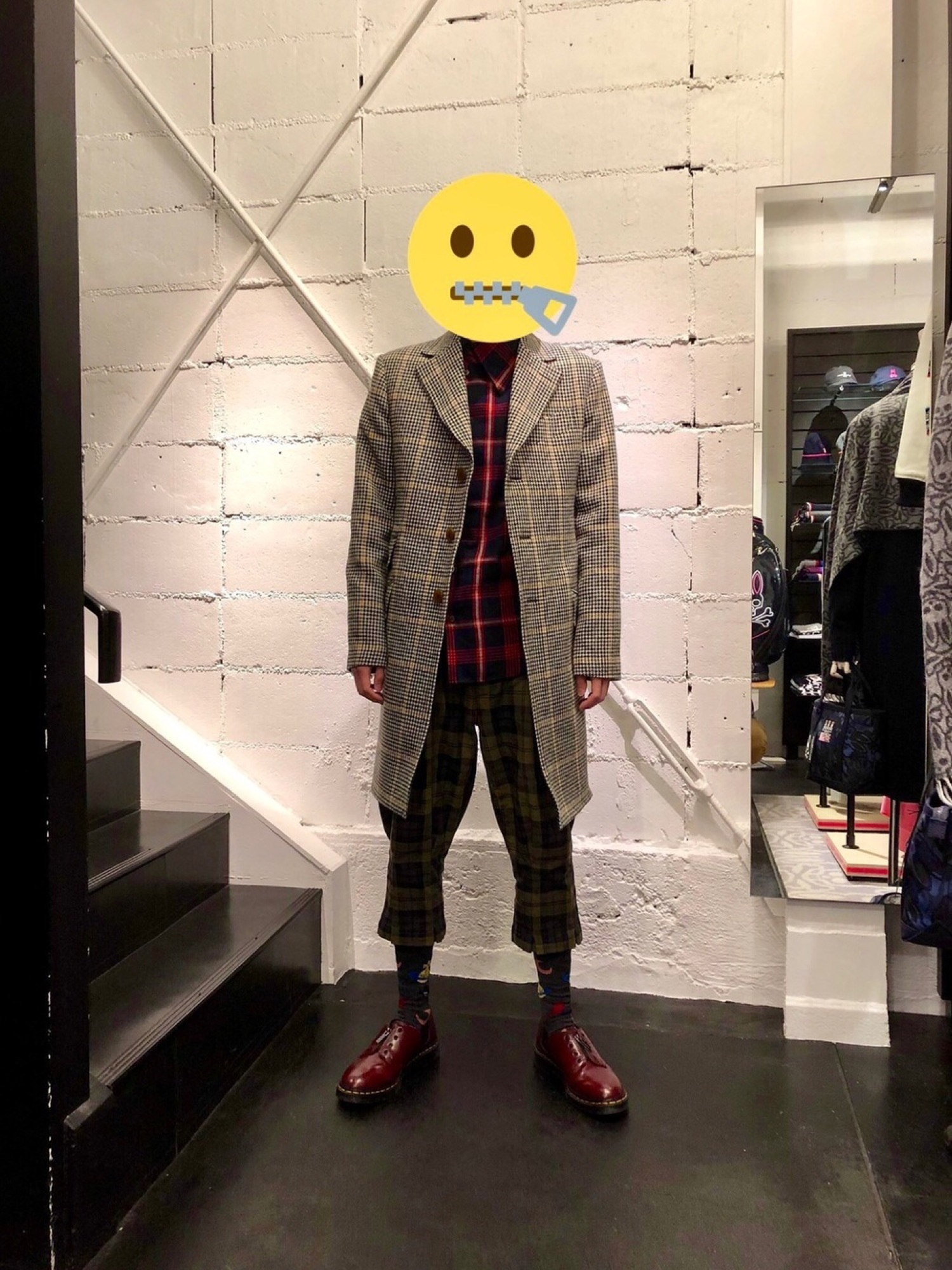 Vivienne Westwood MANのチェスターコート（ブラック系）を使った人気 