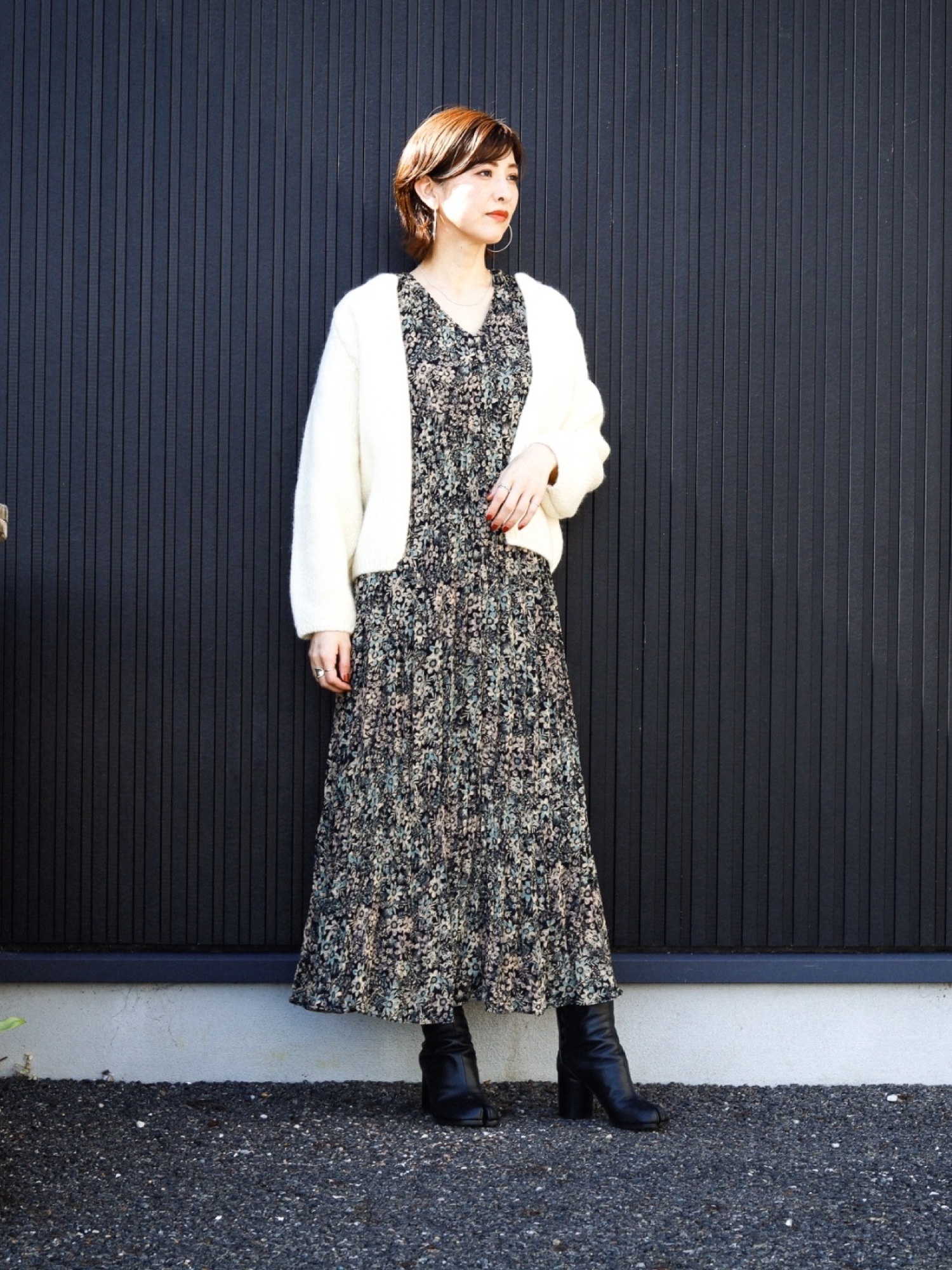 Mila Owen（ミラオーウェン）の「VネックAラインワッシャー